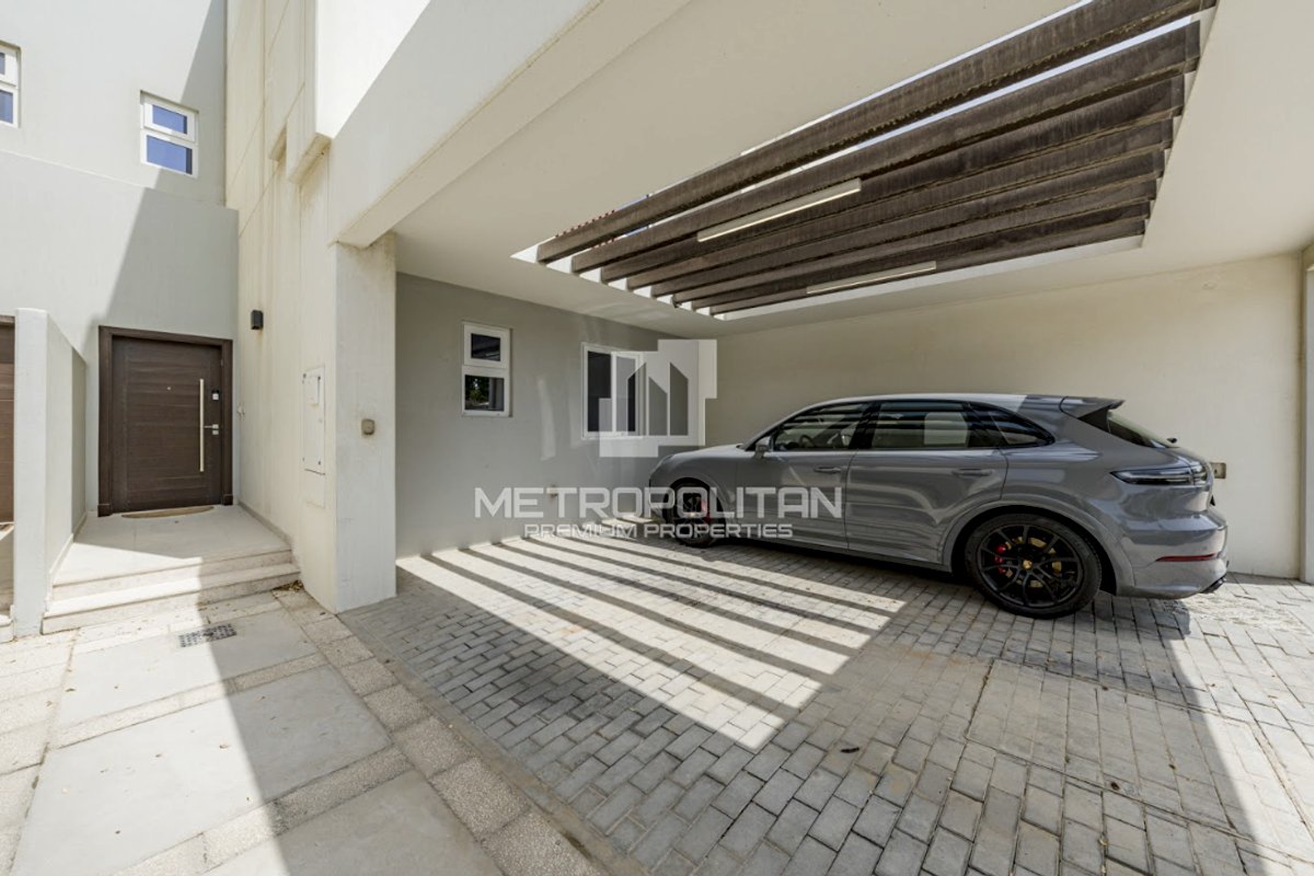 3BR Townhouse for Sale in Dubai Land – MPS-39386