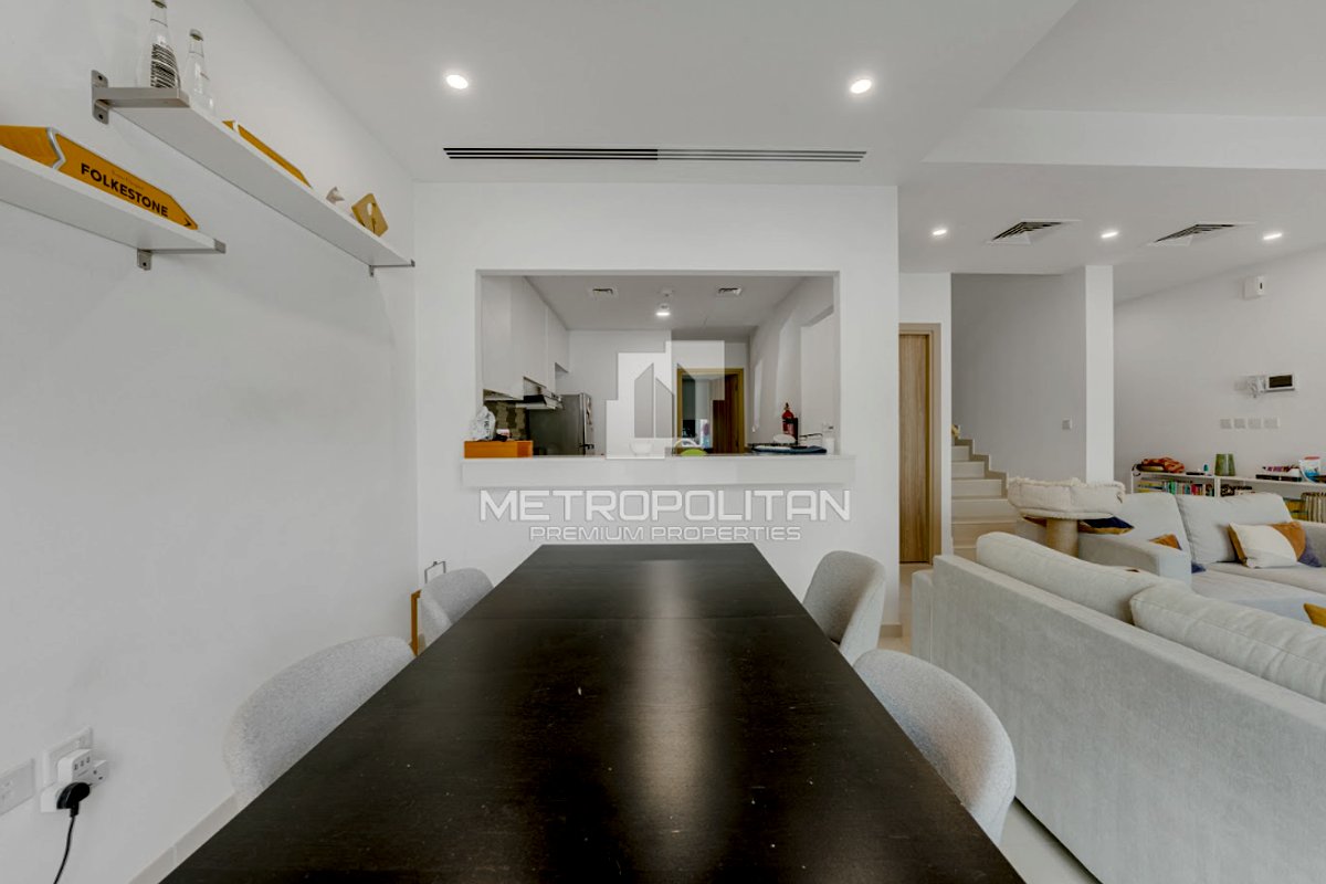 3BR Townhouse for Sale in Dubai Land – MPS-39386