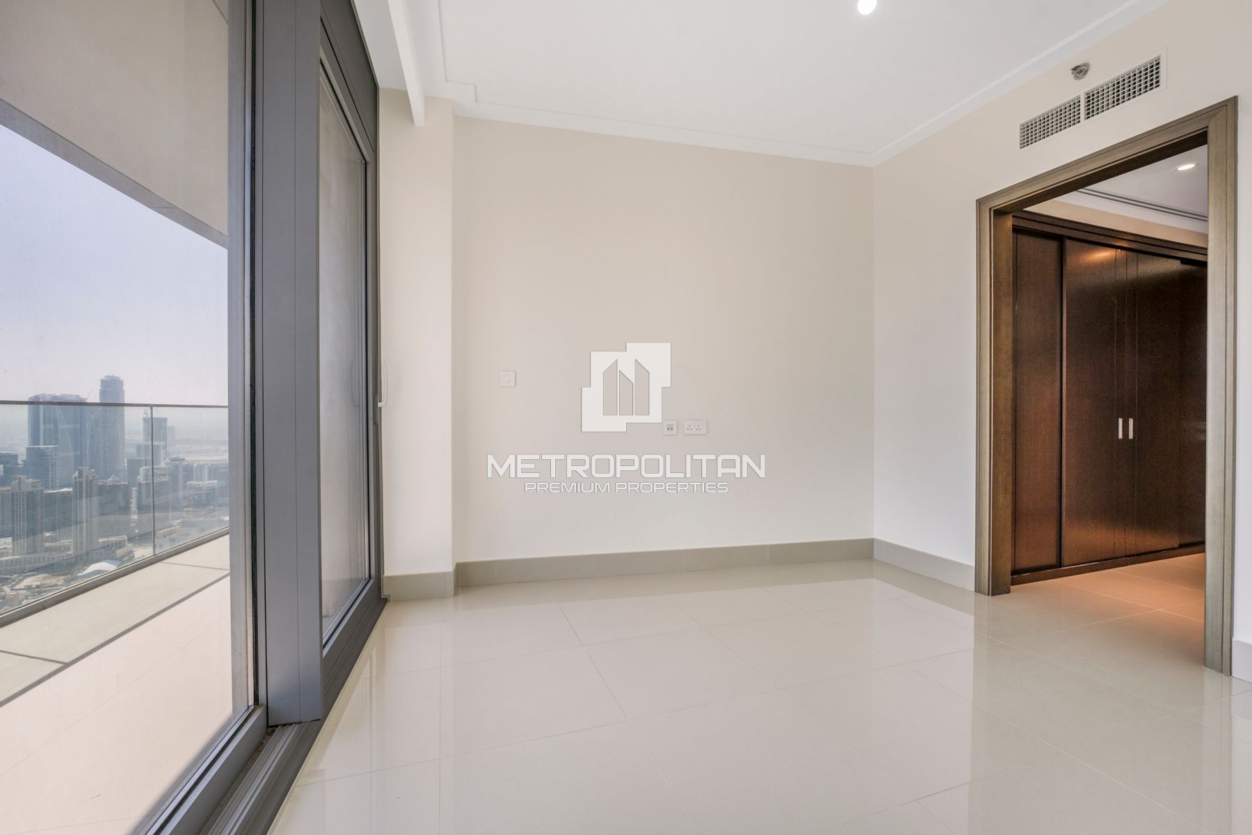 3-комнатная квартира на продажу в Downtown Dubai – MPS-39431 photo-16