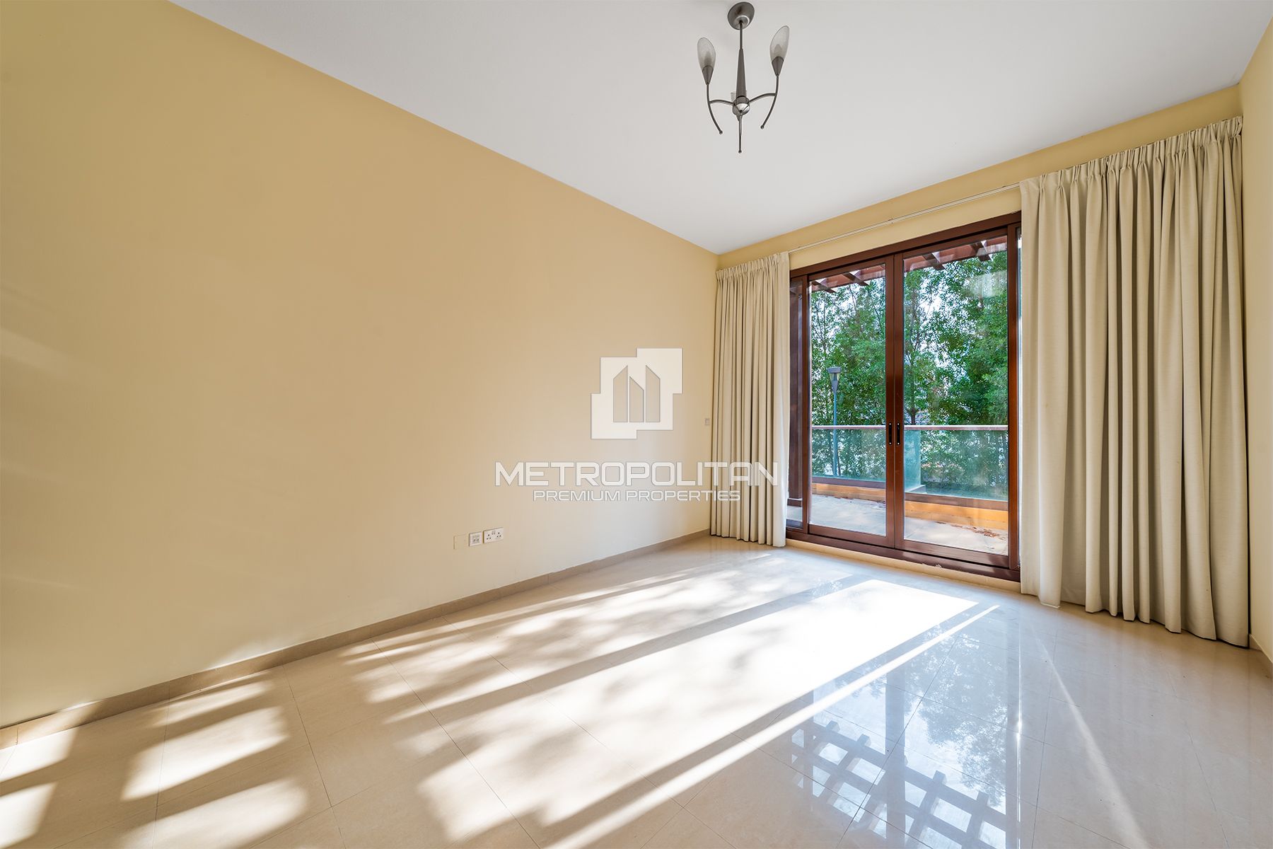 4BR Townhouse for Sale in Jumeirah Islands – MPS-39489 photo-14