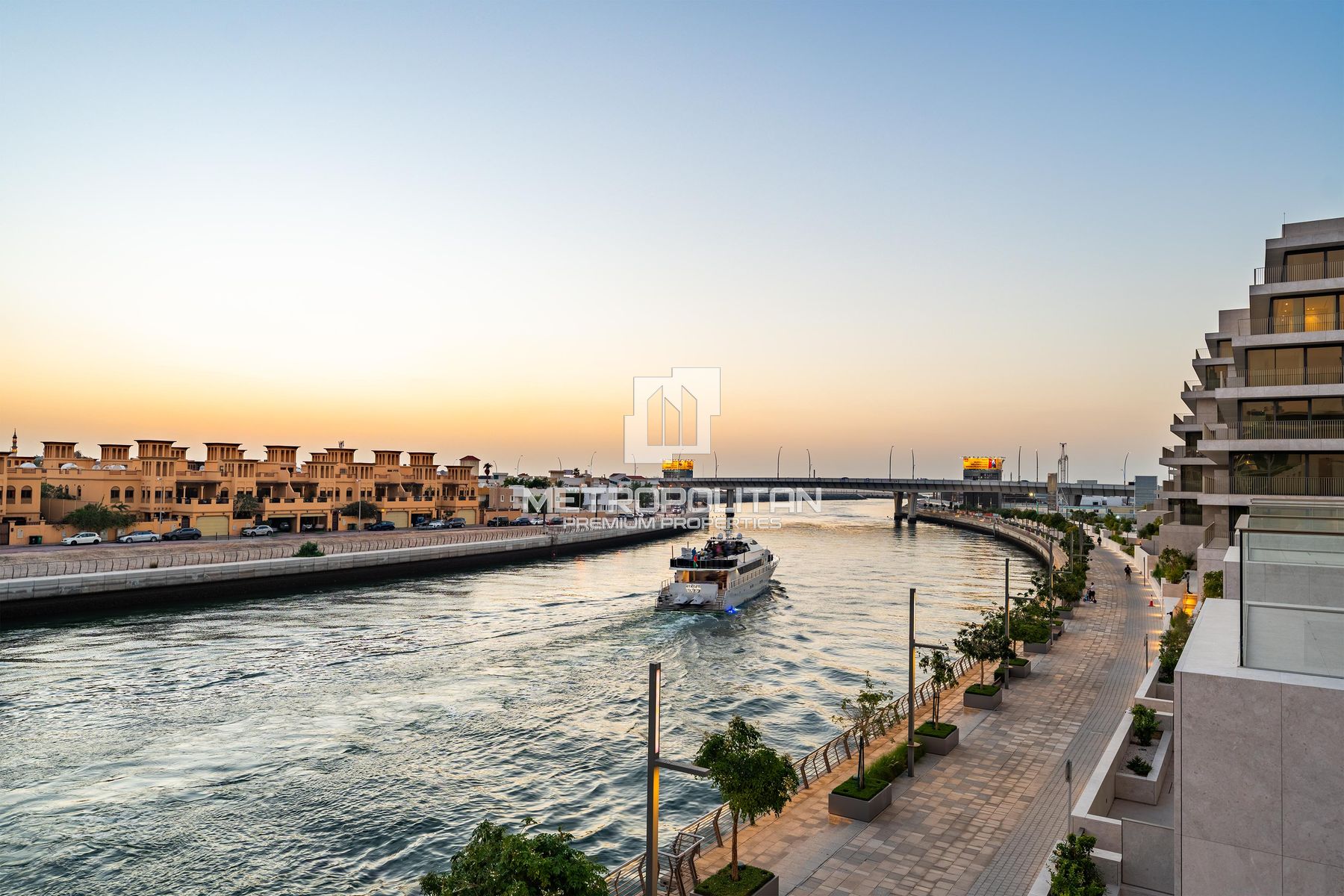 3BR Apartment for Sale in Eden House The Canal, Jumeirah - MPS-39560