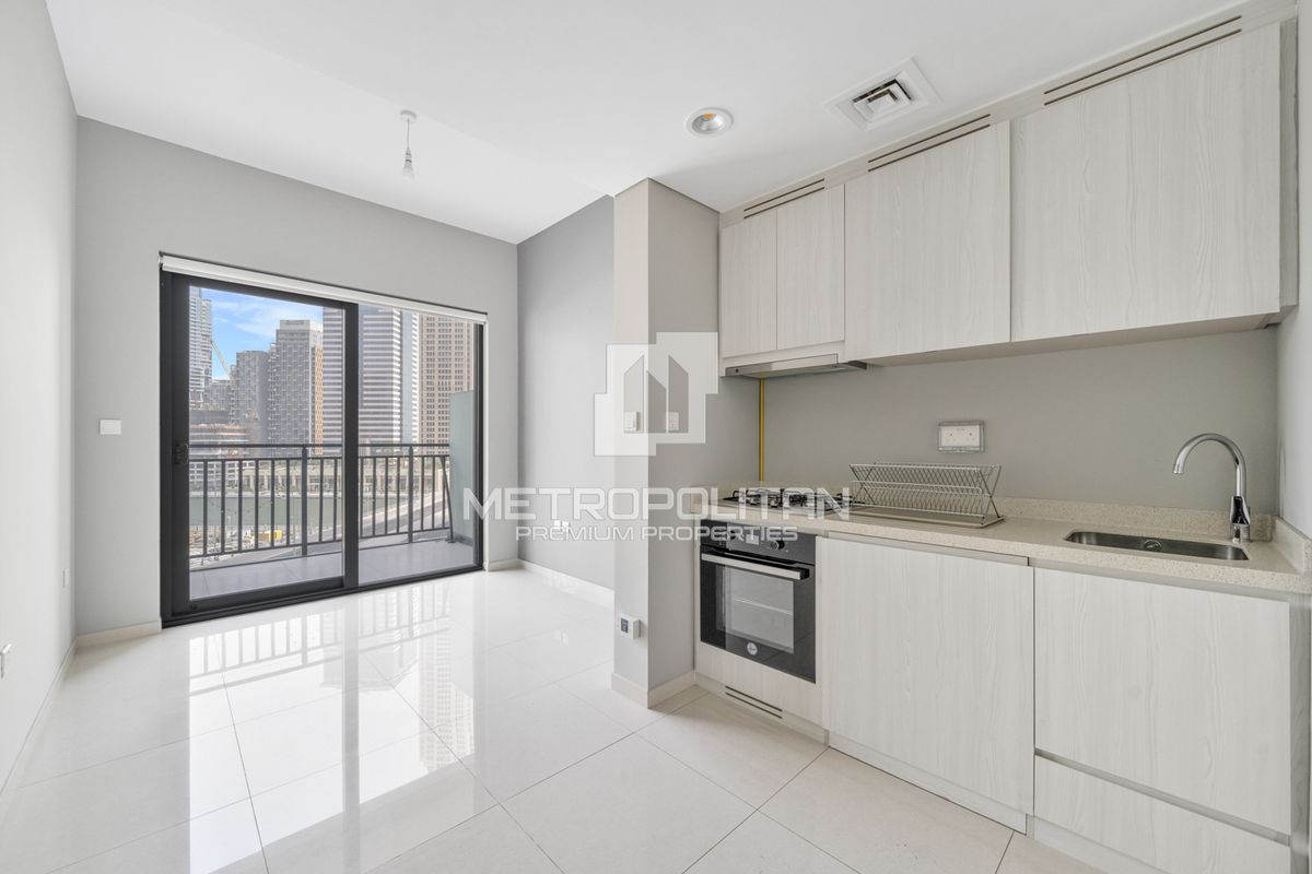 1BR Apartment for Sale in Business Bay – MPS-39620 photo-0