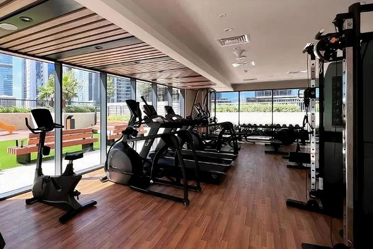 Luxury Furnished 1BR | Canal View | Investor Deal