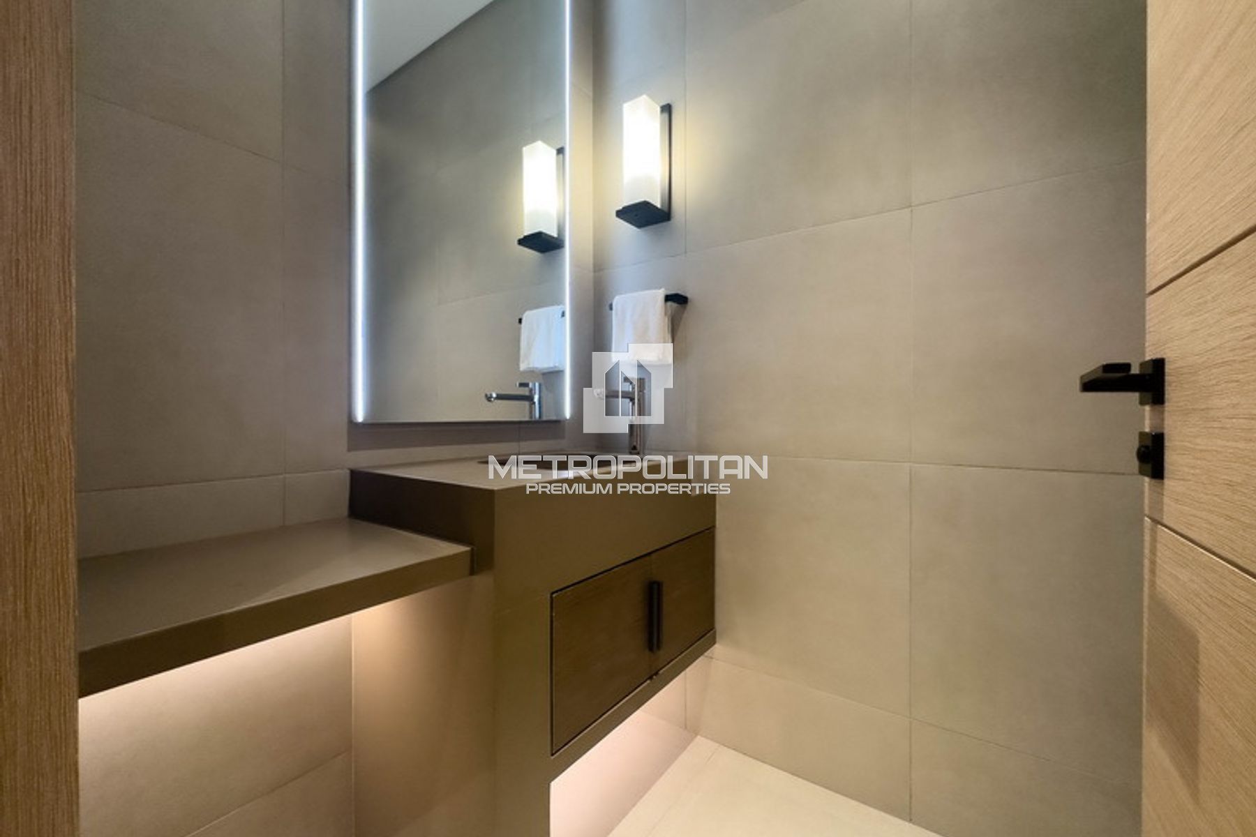 Image - Jumeirah Gate Tower 2, Jumeirah Beach Residence, Dubai | Project - Appartement
