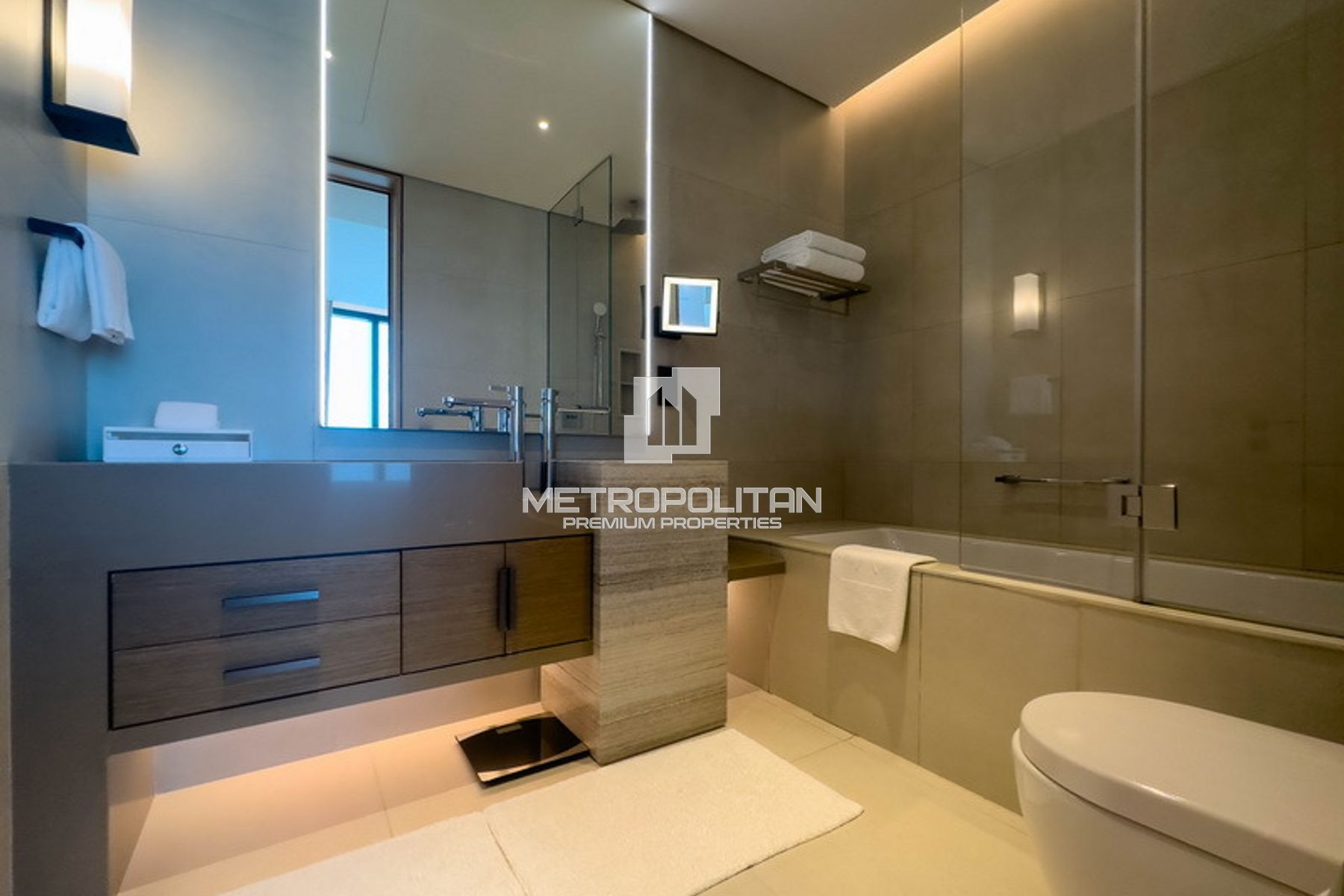 Image - Jumeirah Gate Tower 2, Jumeirah Beach Residence, Dubai | Project - Appartement