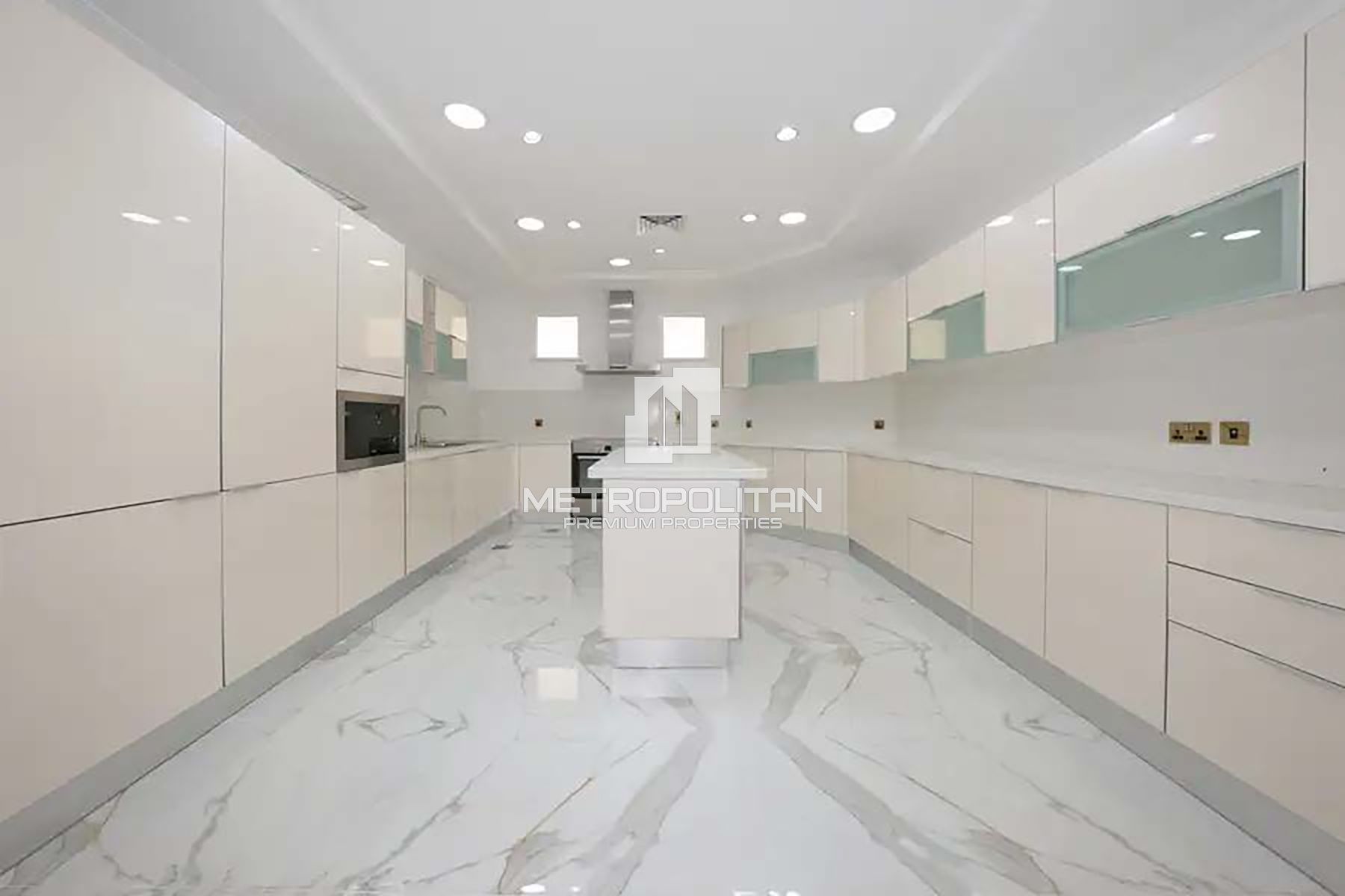 5BR Villa for Sale in Palm Jumeirah – MPS-39789 photo-14