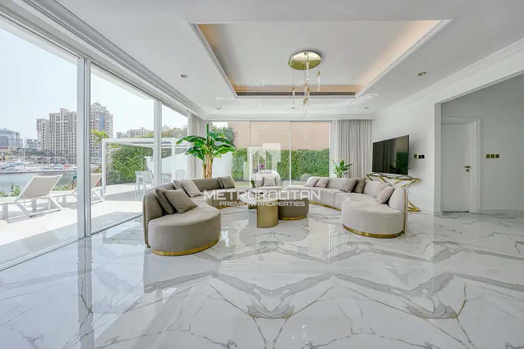 5BR Villa for Sale in Palm Jumeirah – MPS-39789 photo-2