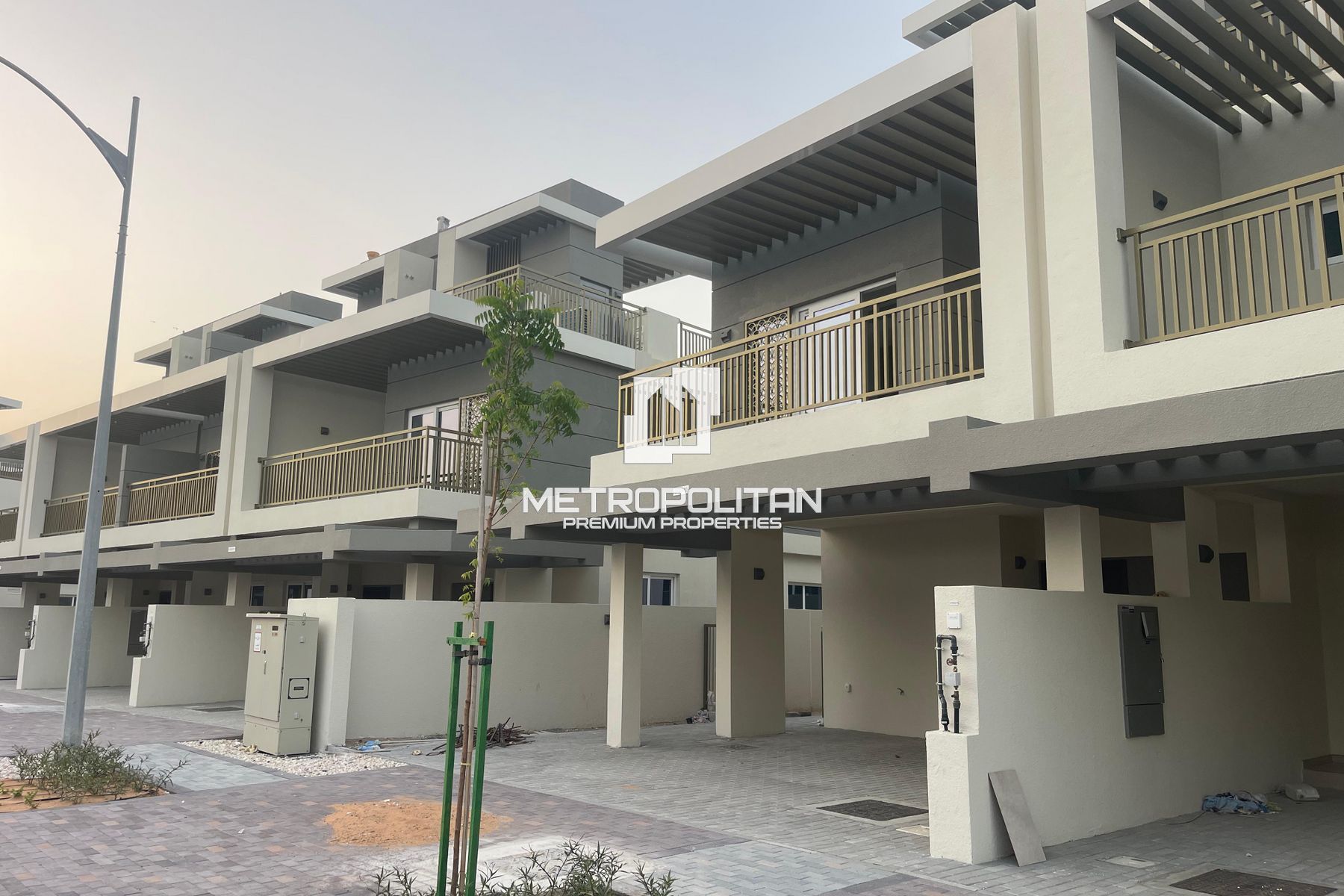 4BR Townhouse for Sale in Damac Hills 2 – MPS-40042 photo-4