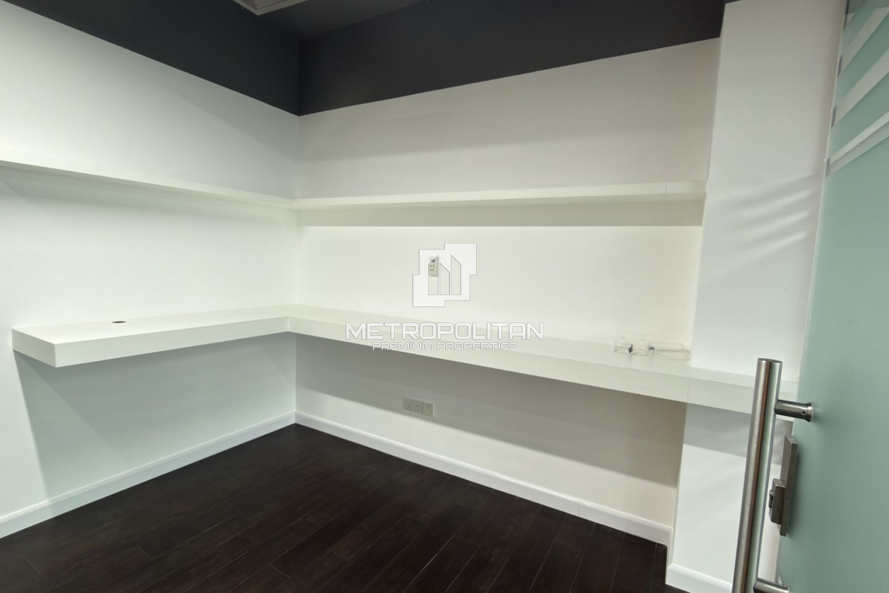 Fitted Office | Lake View | Vacant |Prime Location