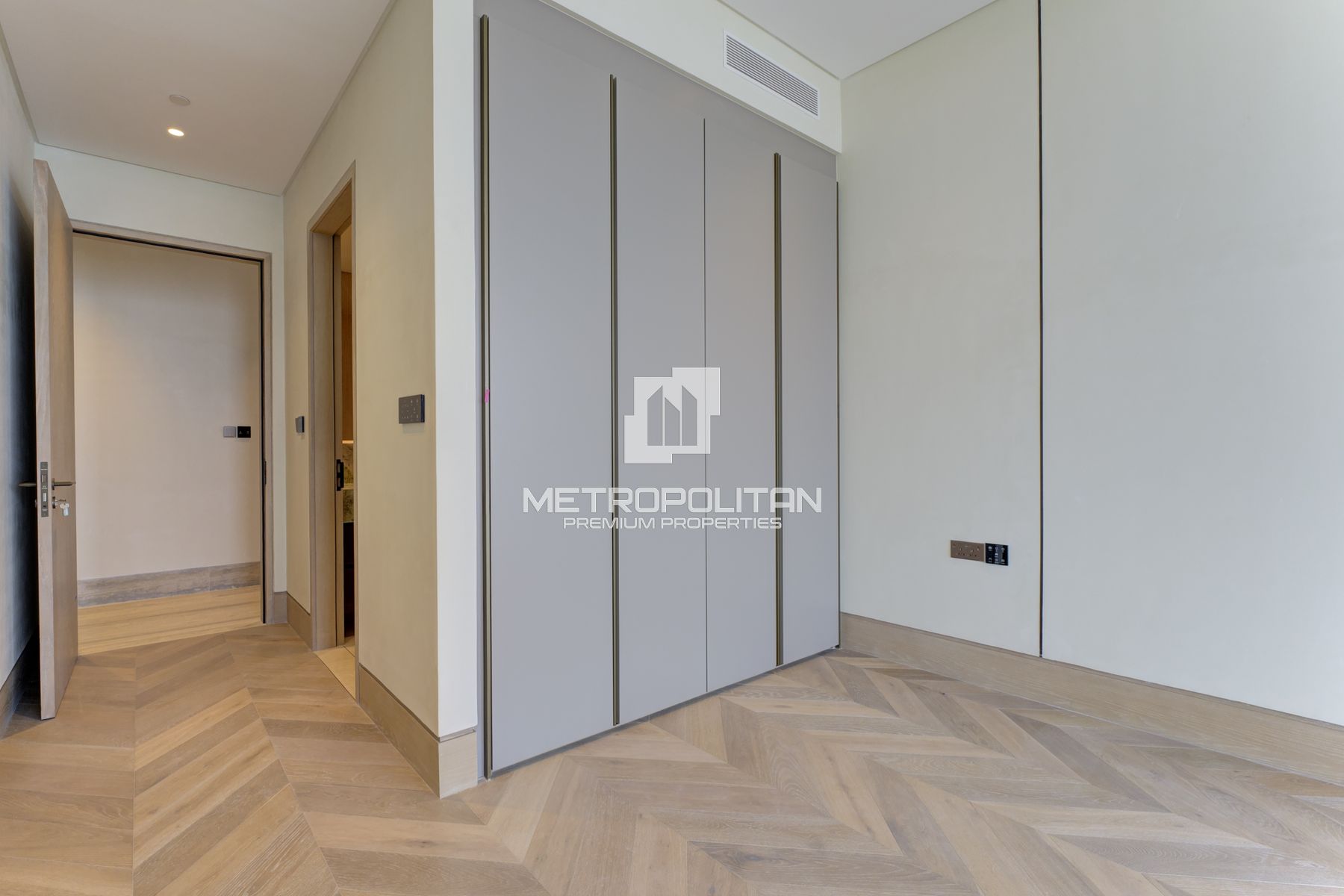 Palm View | High Floor | Huge and Corner Unit