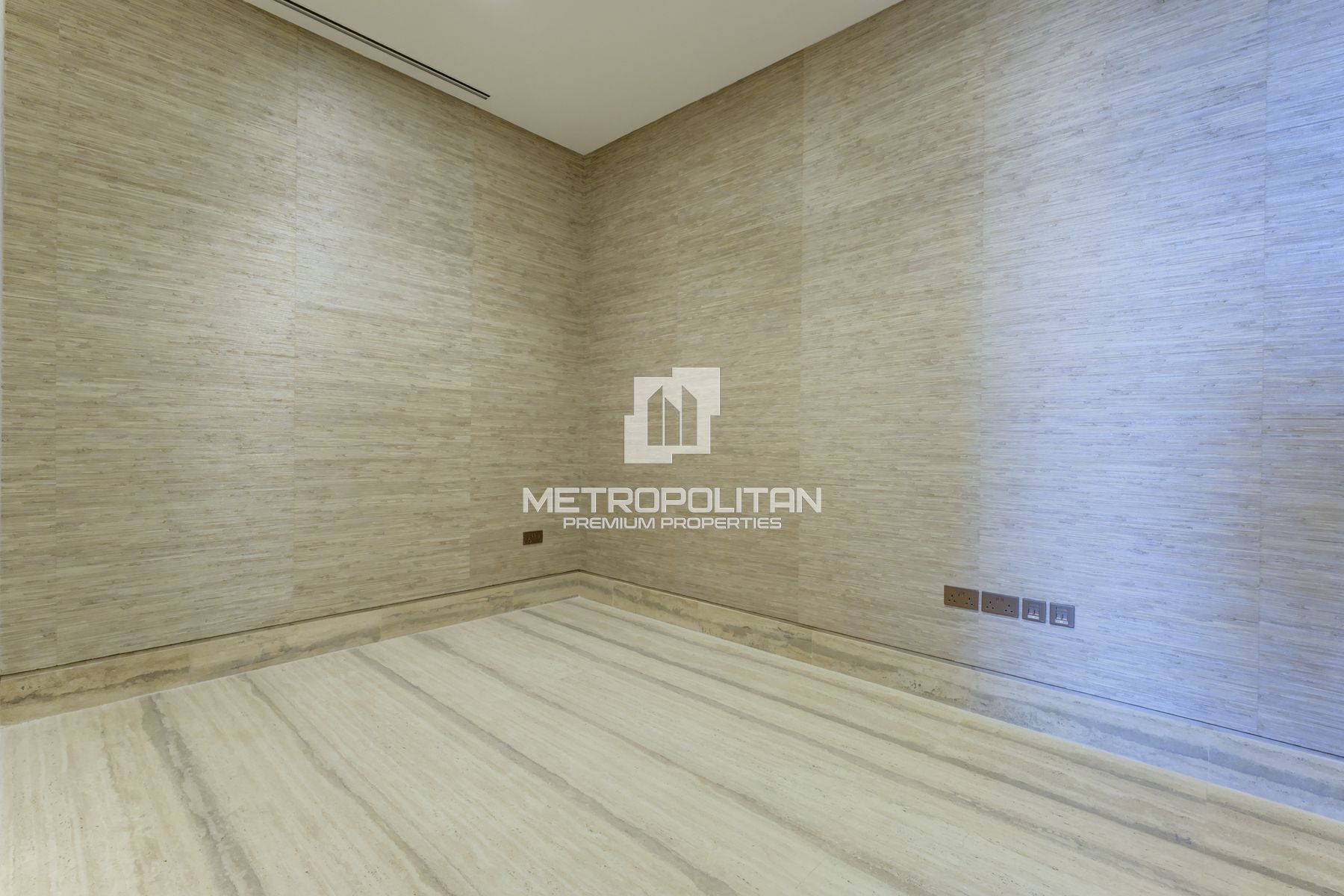 Palm View | High Floor | Huge and Corner Unit