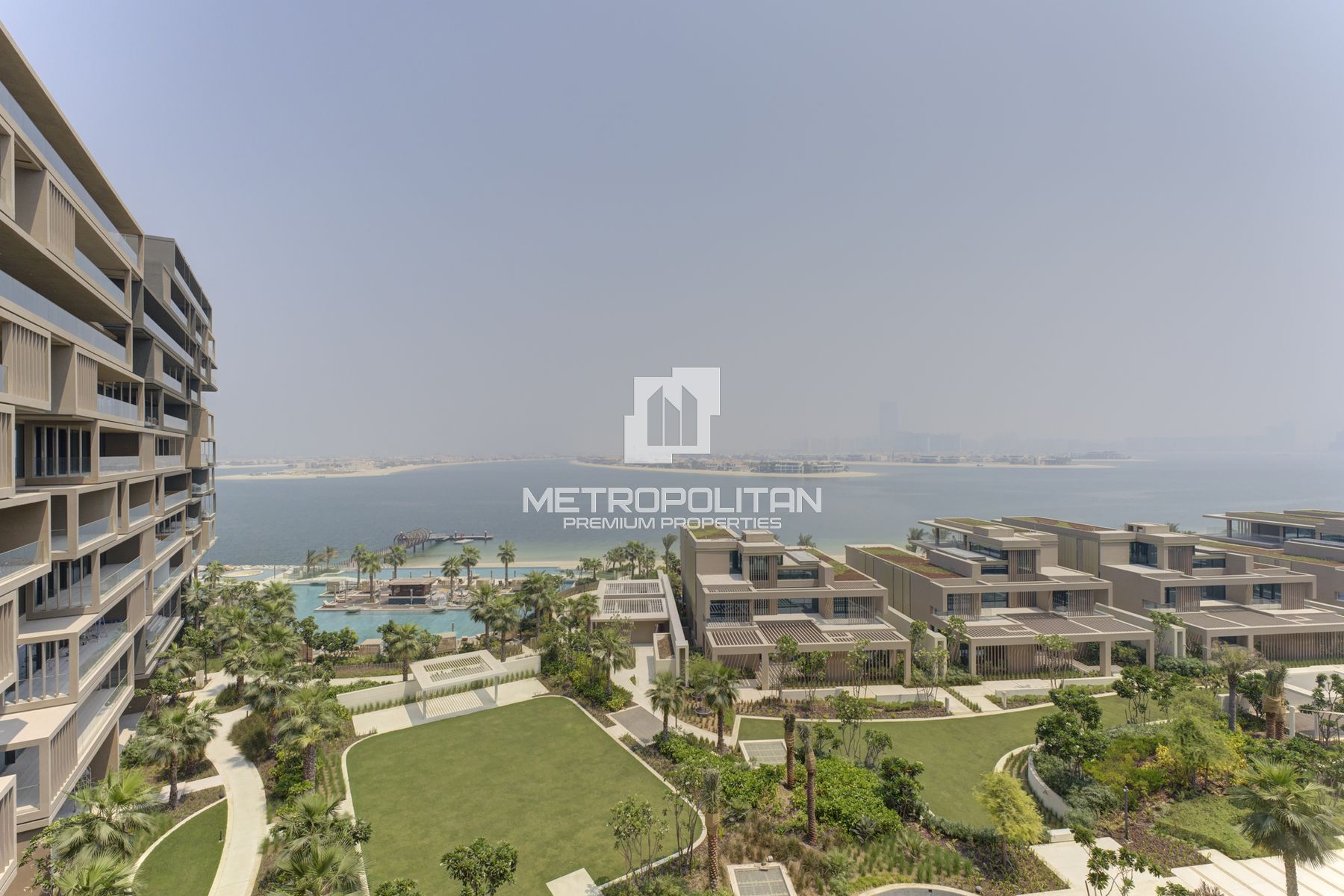 Palm View | High Floor | Huge and Corner Unit