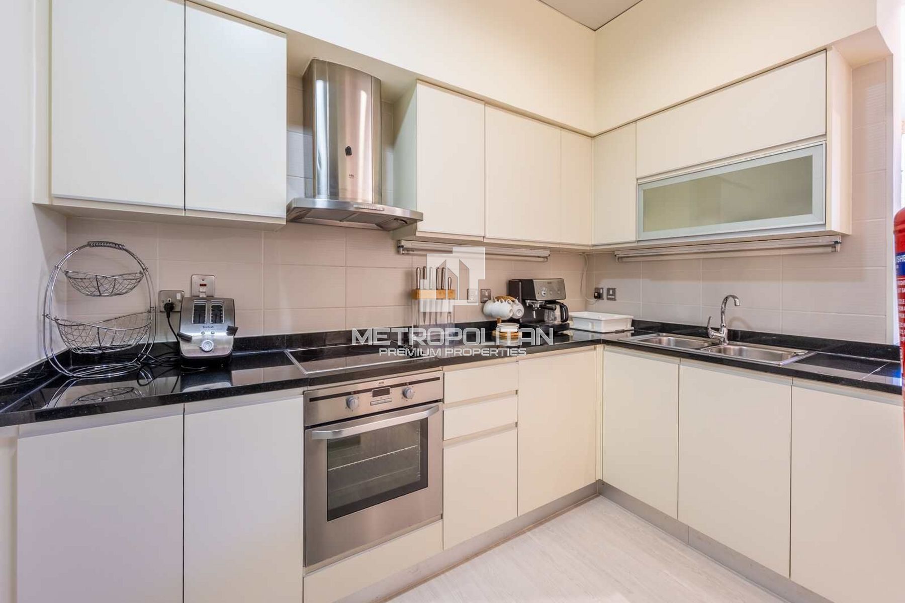 Huge Terrace | Expansive 1-Bedroom | Private Beach photo-10