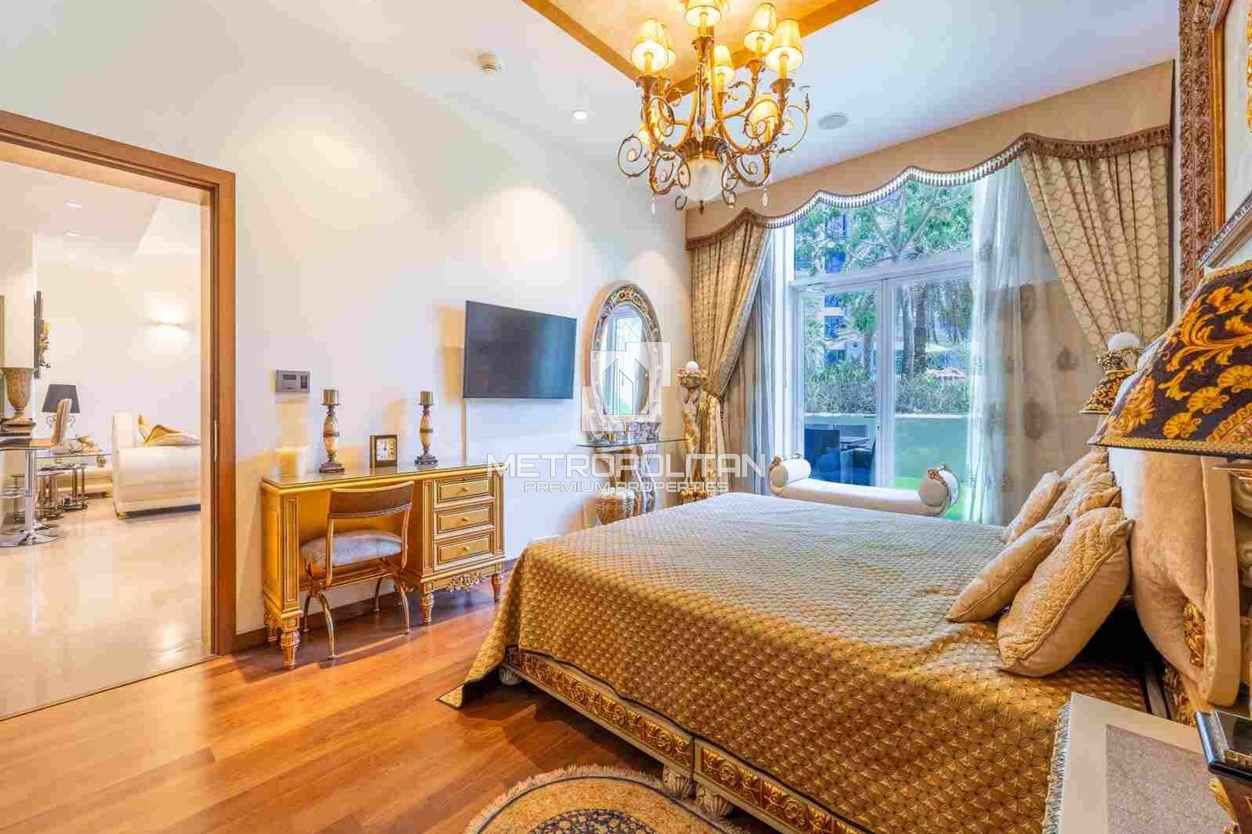 Huge Terrace | Expansive 1-Bedroom | Private Beach photo-12