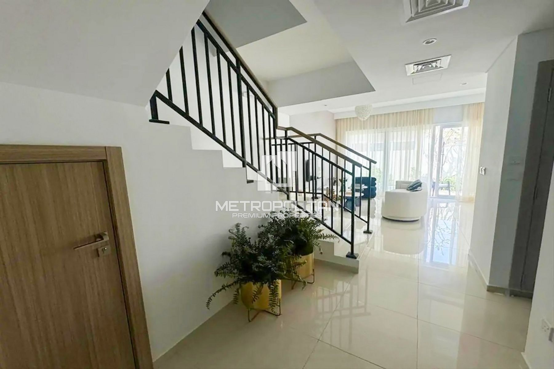 4-комнатный таунхаус на продажу в Damac Hills 2 – MPS-40484 photo-11