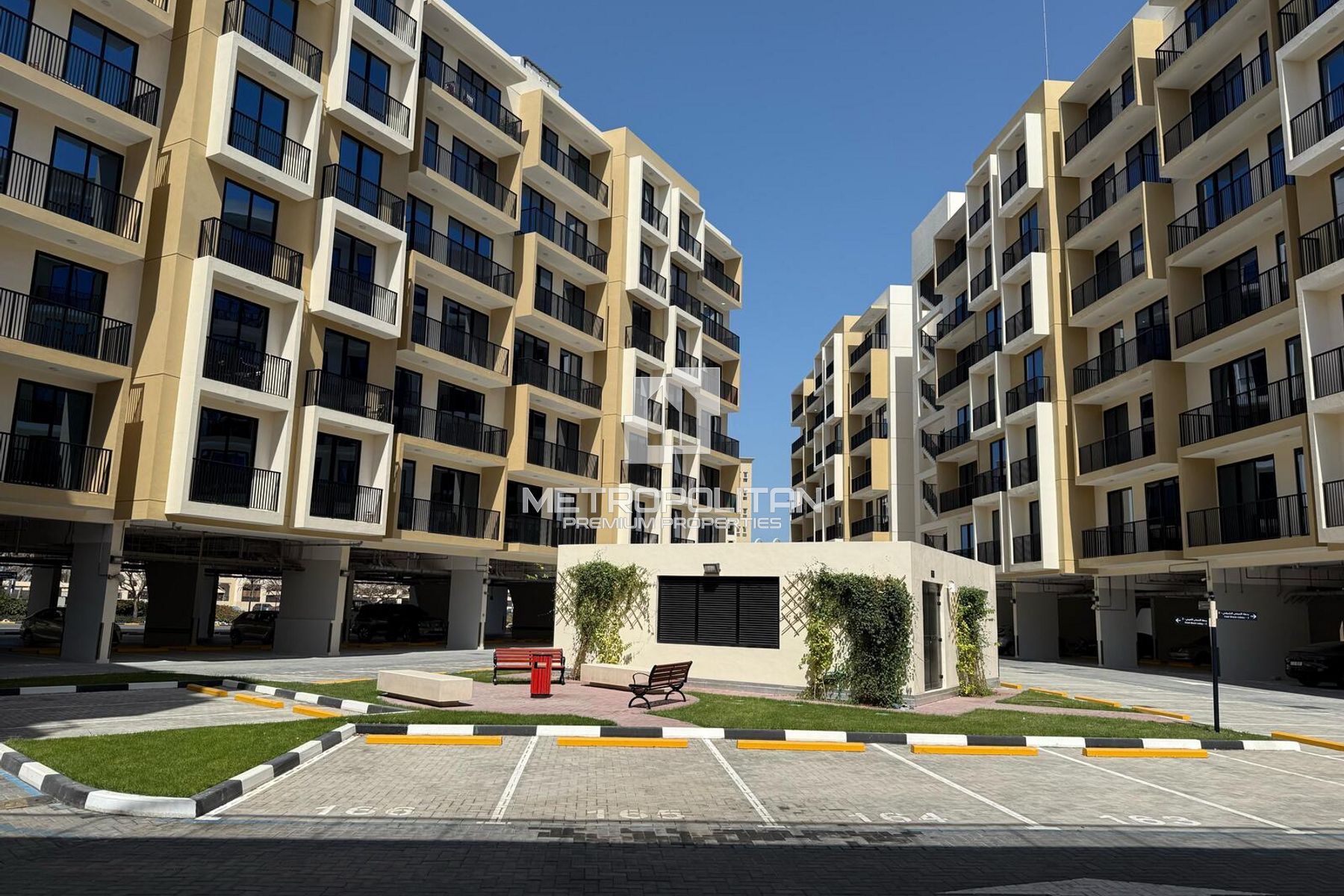 1-комнатная квартира на продажу в Al Hamra Village – MPS-40581