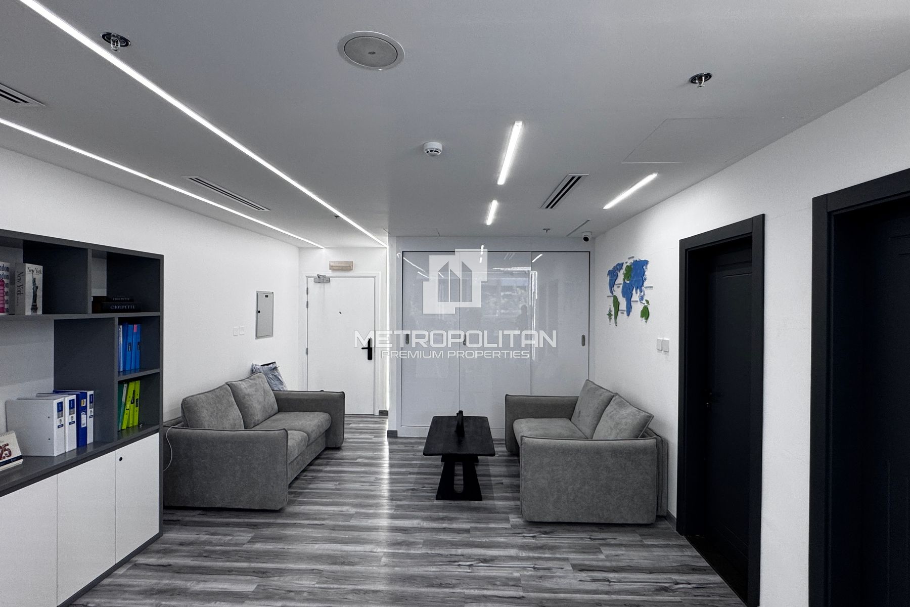 Image - Lake Central, Business Bay, Dubai | Project - مكتب