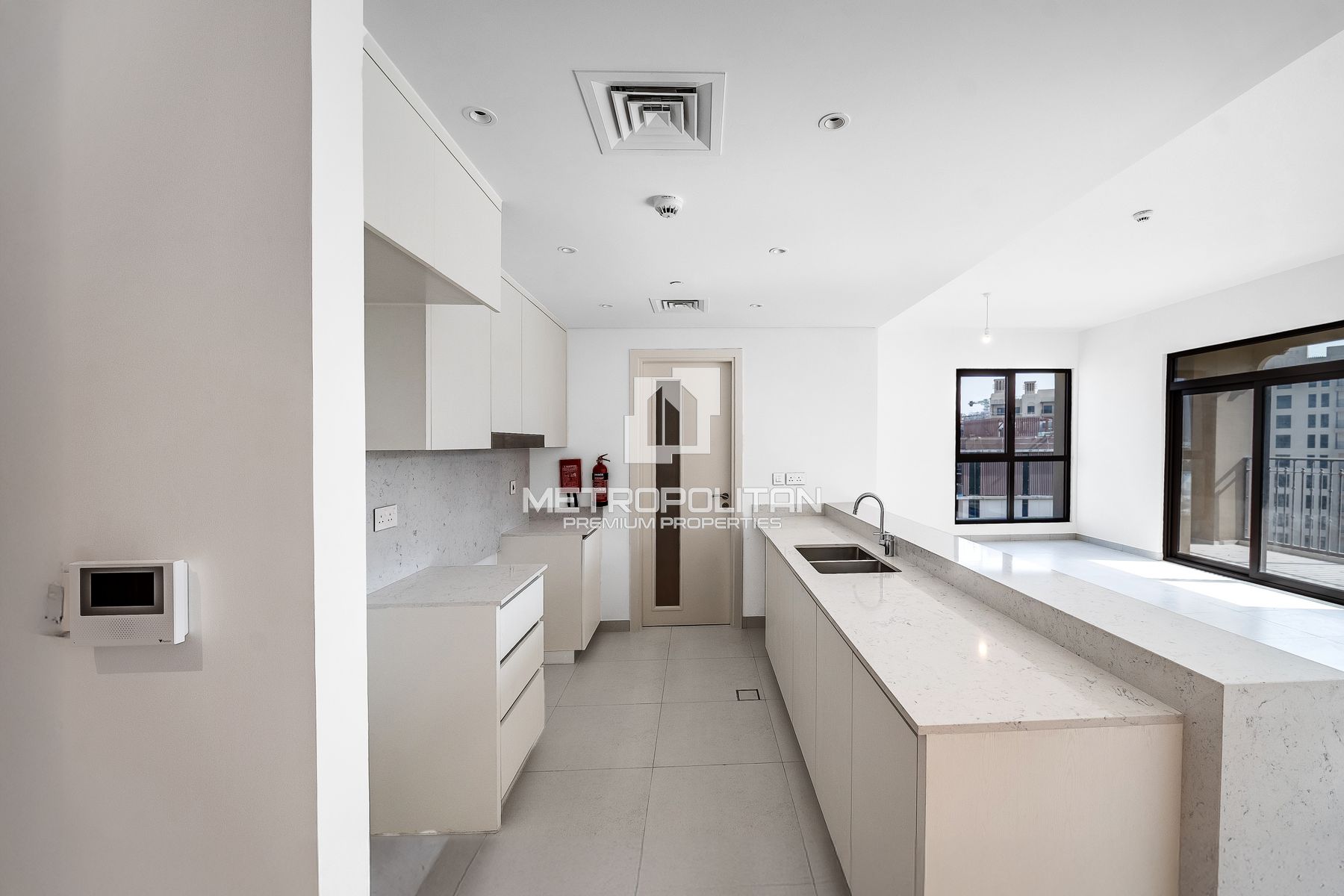 3-комнатная квартира на продажу в Umm Suqeim – MPS-40711 photo-5