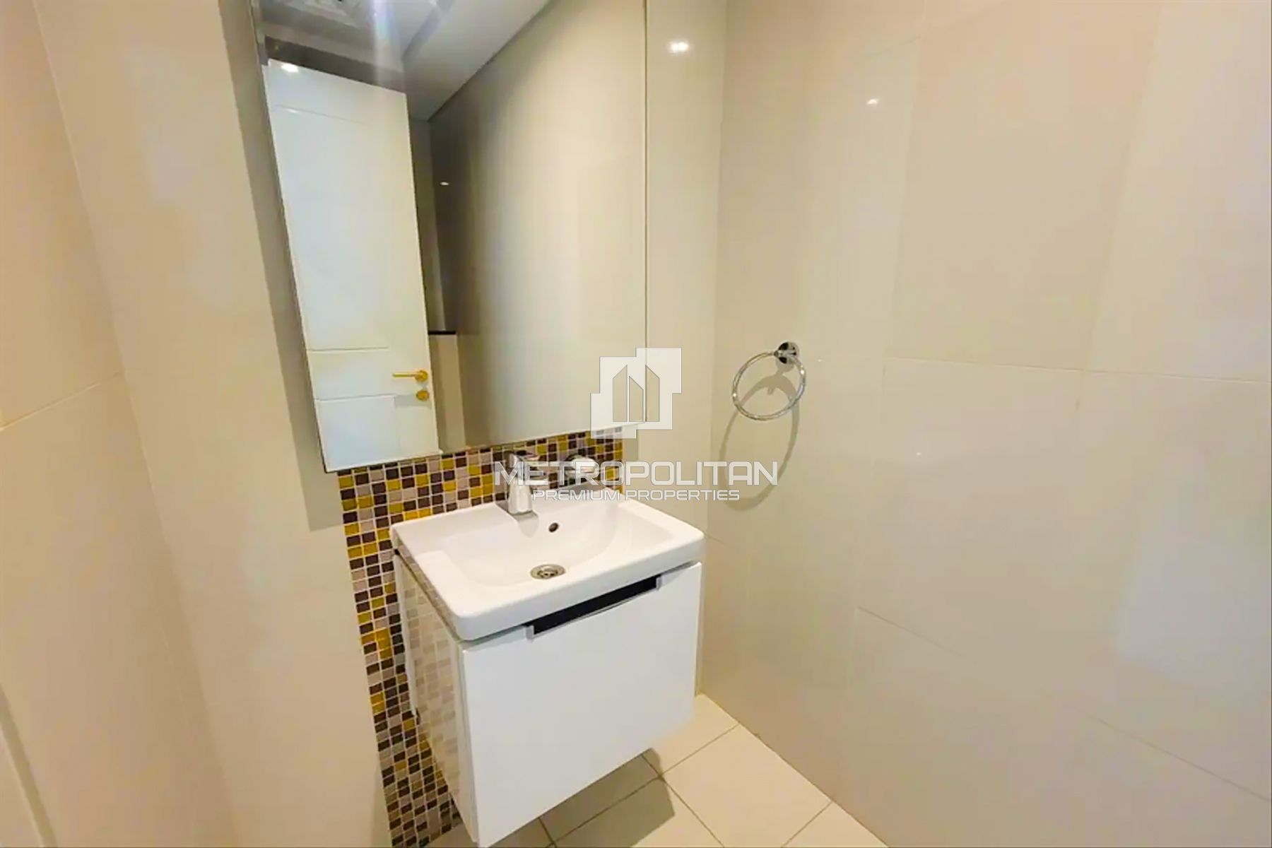 1BR Apartment for Sale in Downtown Dubai – MPS-40747 photo-5