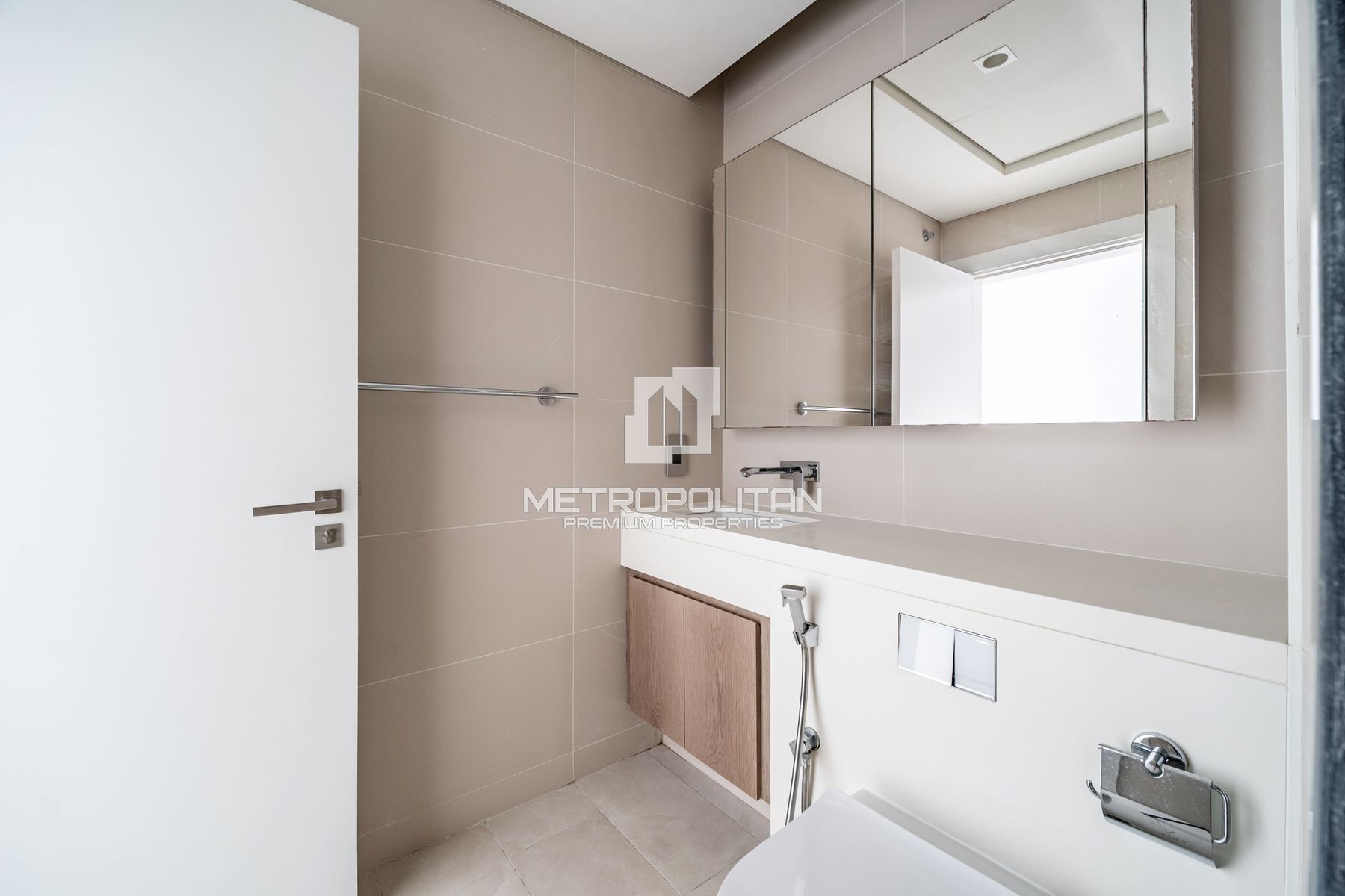 1BR Apartment for Sale in Palm Jumeirah – MPS-40773 photo-17