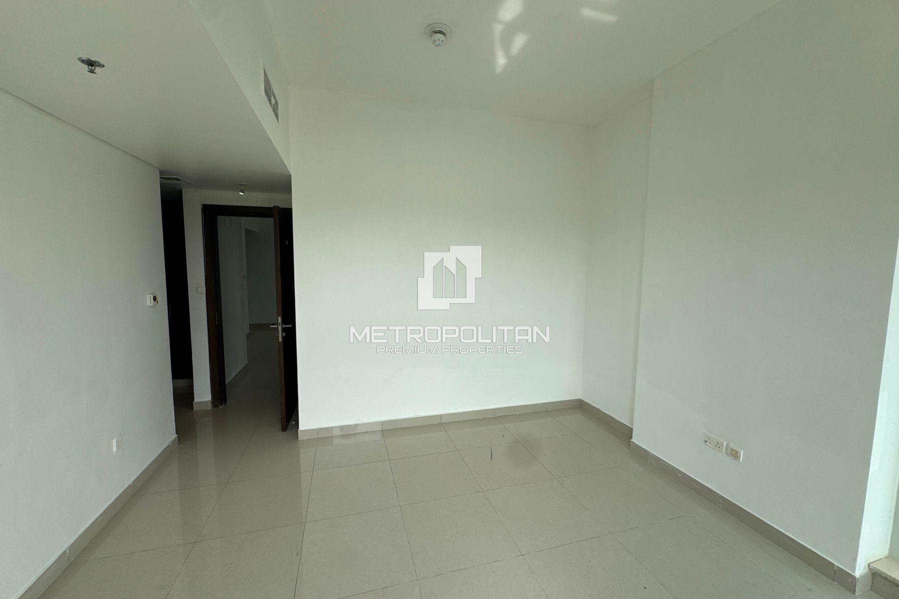 1BR Apartment for Sale in Dubai Sports City – MPS-40833 photo-8