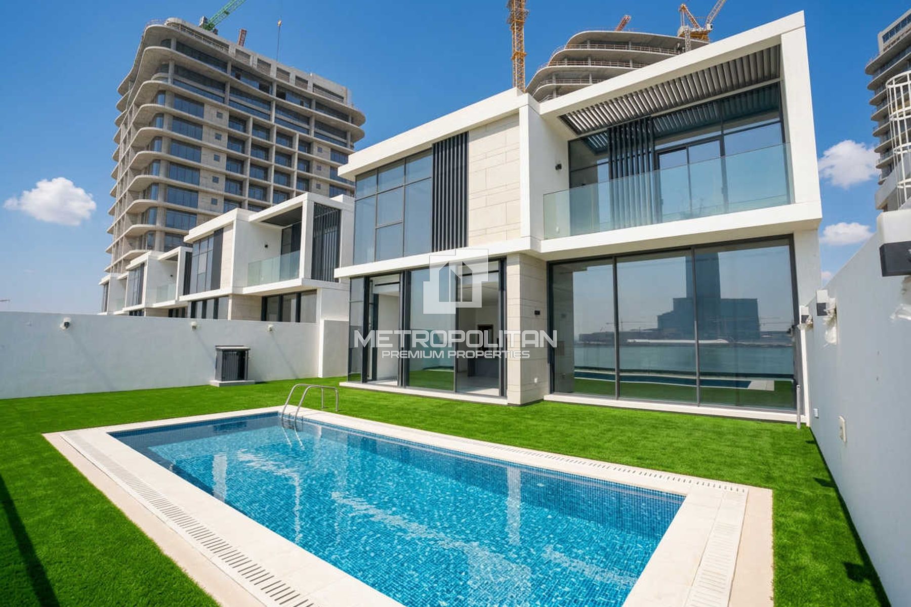 Full Sea and Wynn View | Best Breakwater Deal