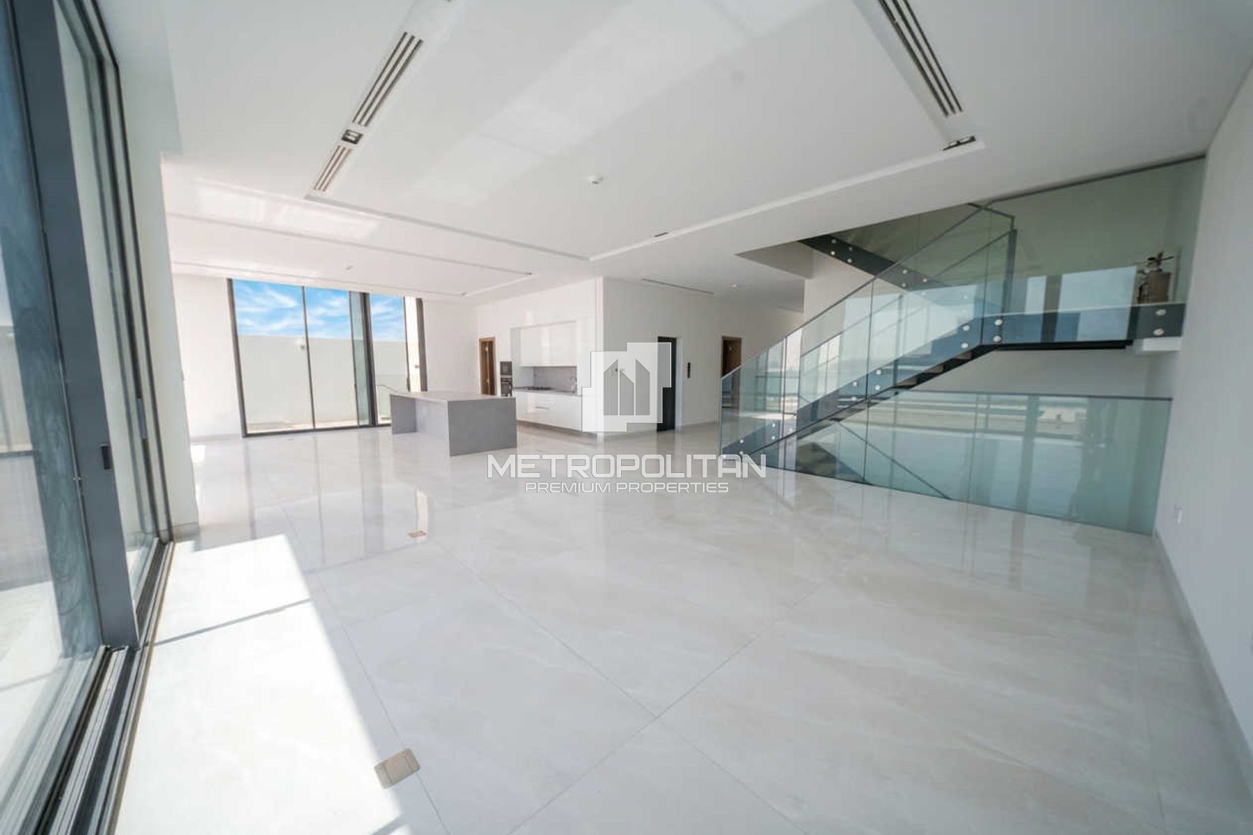 Full Sea and Wynn View | Best Breakwater Deal