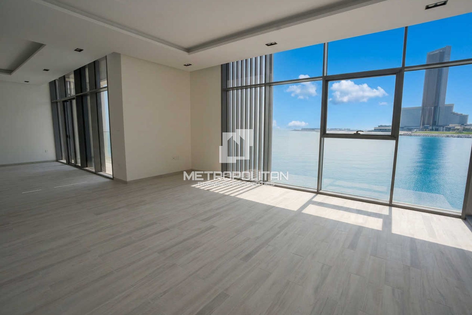 Full Sea and Wynn View | Best Breakwater Deal
