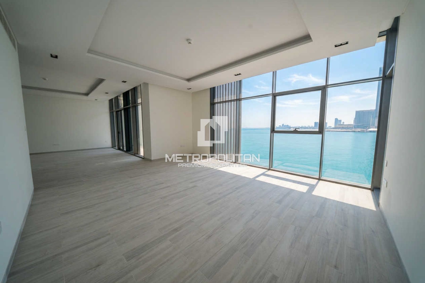 Full Sea and Wynn View | Best Breakwater Deal