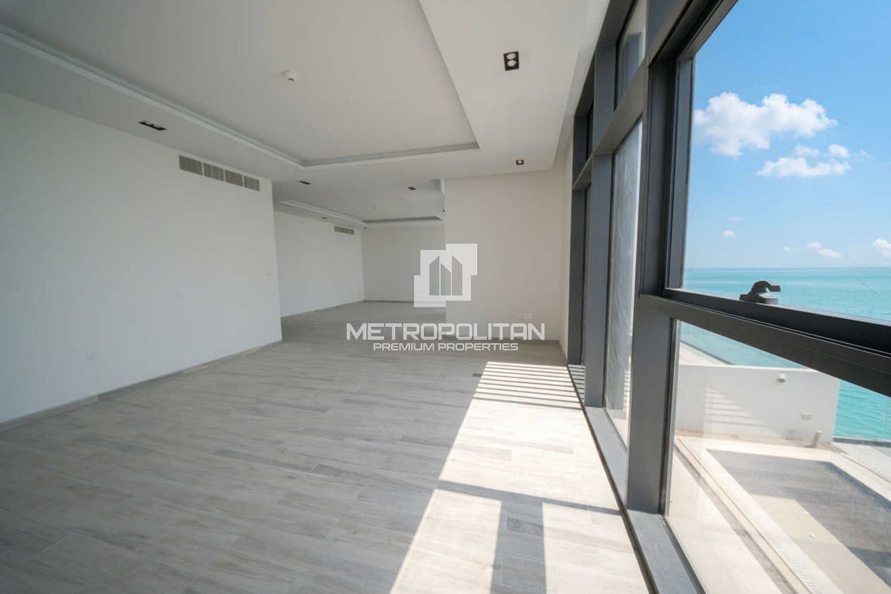 Full Sea and Wynn View | Best Breakwater Deal