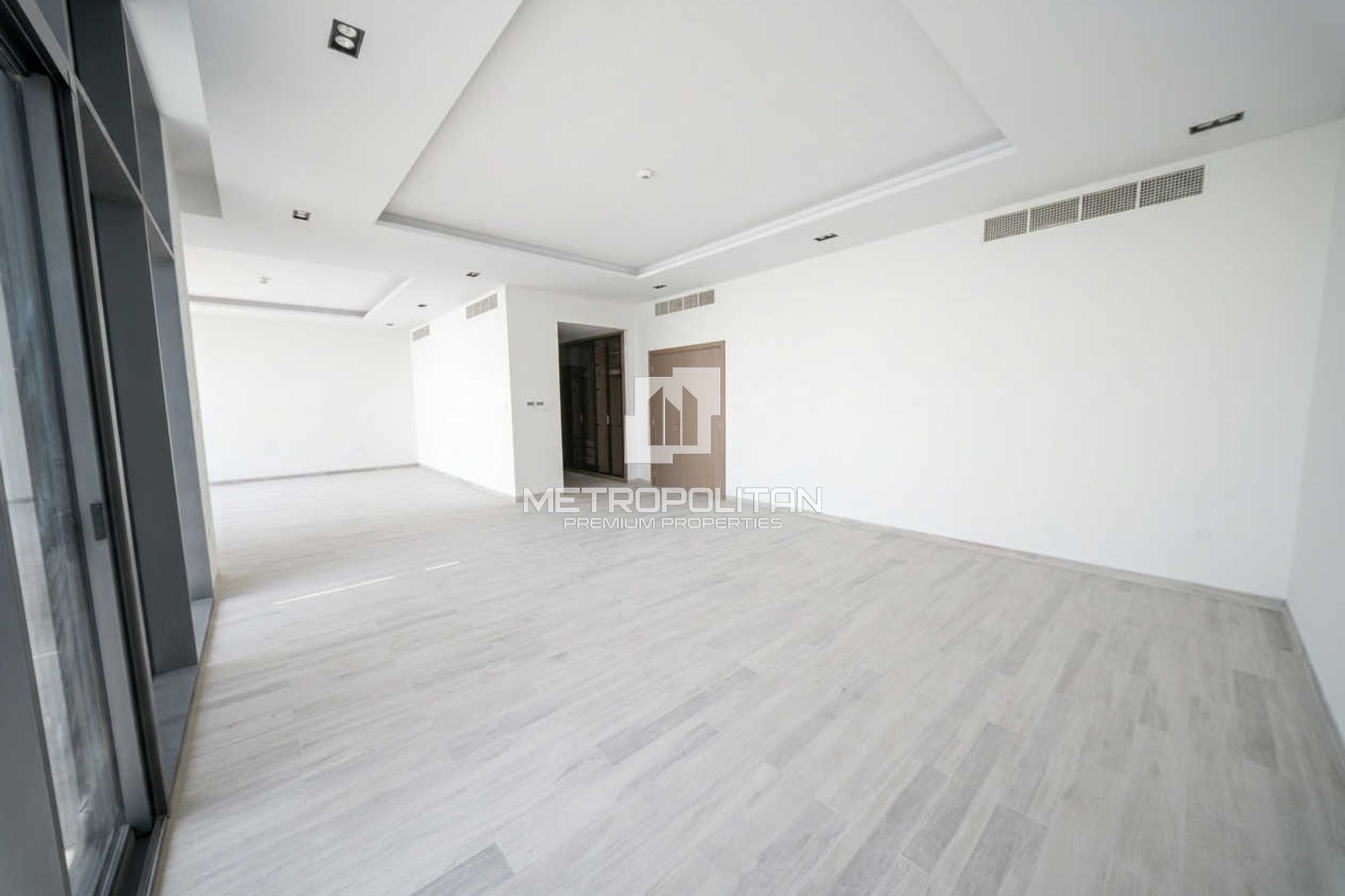 Full Sea and Wynn View | Best Breakwater Deal