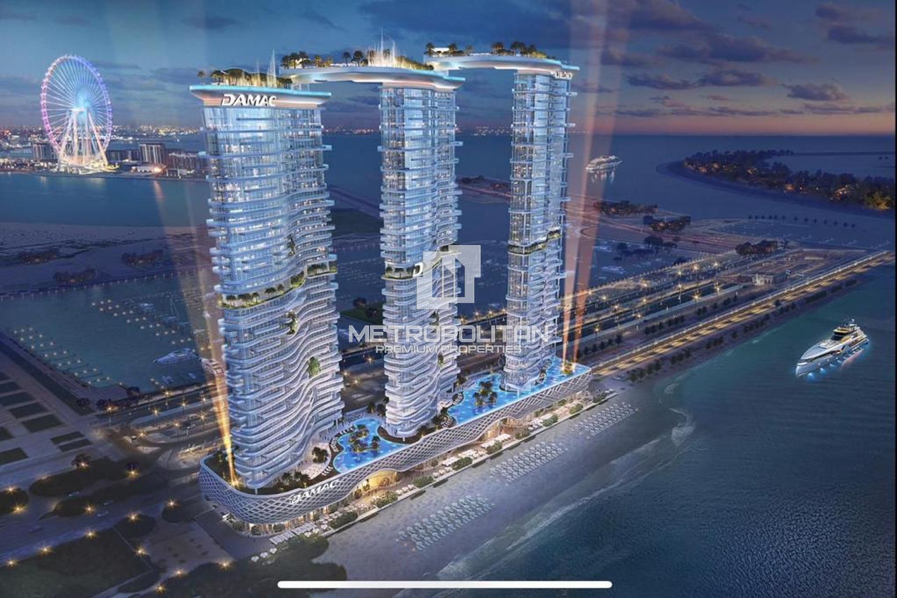 Luxurious Beachfront with Stunning Marina Views