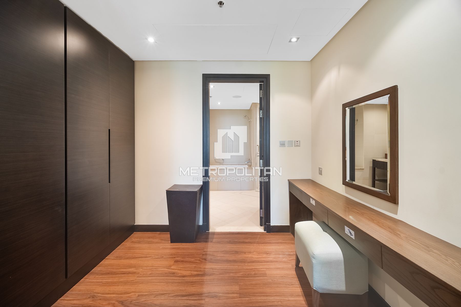 Image - Royal Amwaj Residences North, Palm Jumeirah, Dubai | Project - شقة