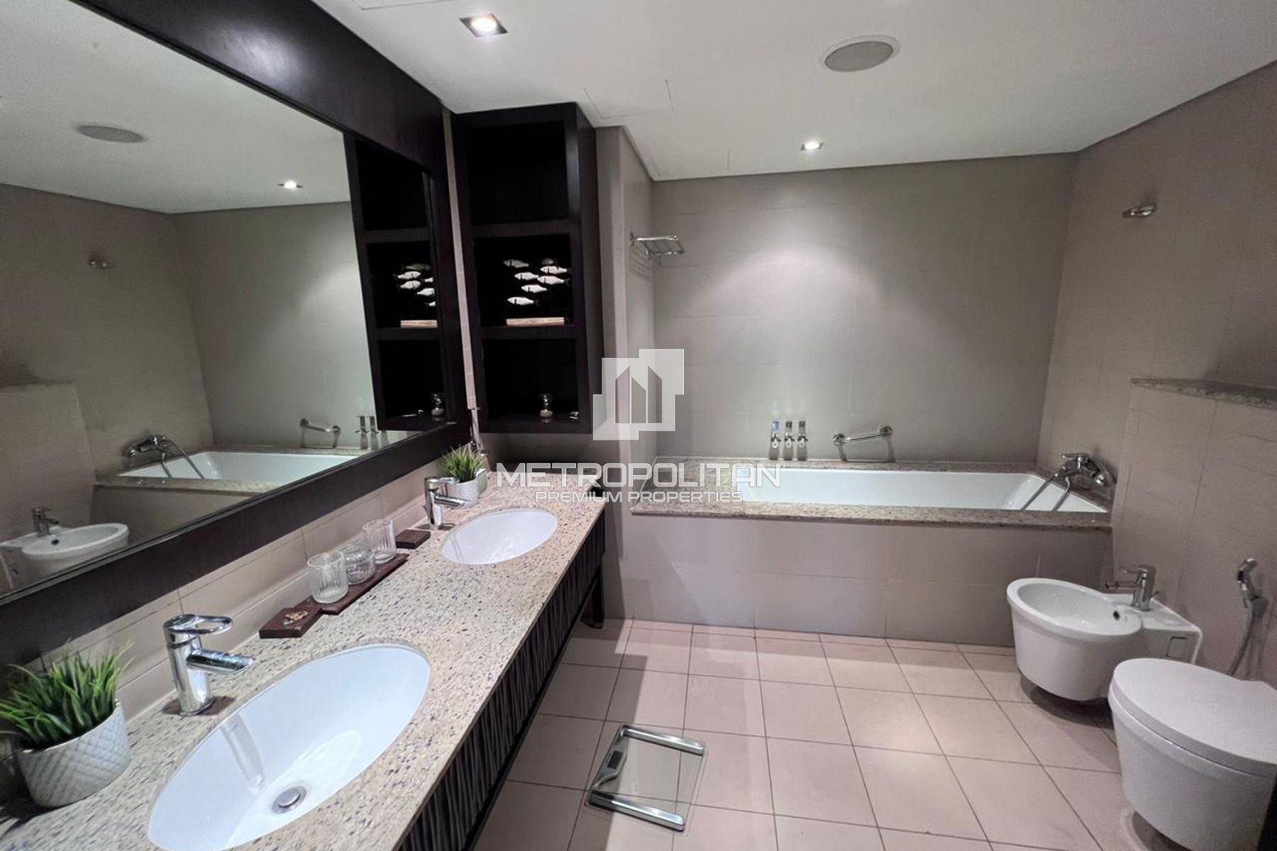 2BR Apartment for Sale in Palm Jumeirah – MPS-41174 photo-11