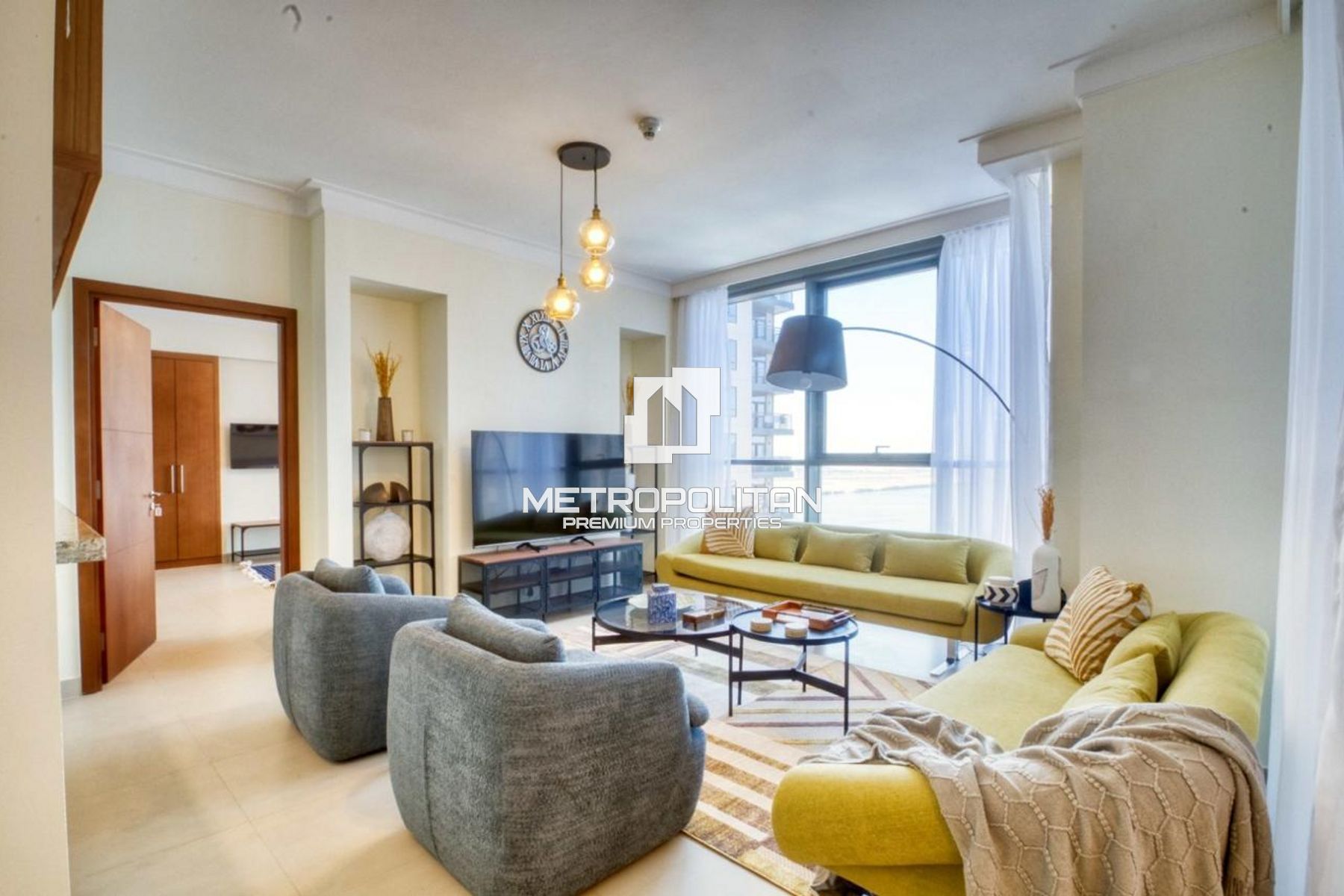 Spacious 3 Bed + Maid | Creek and Skyline Views