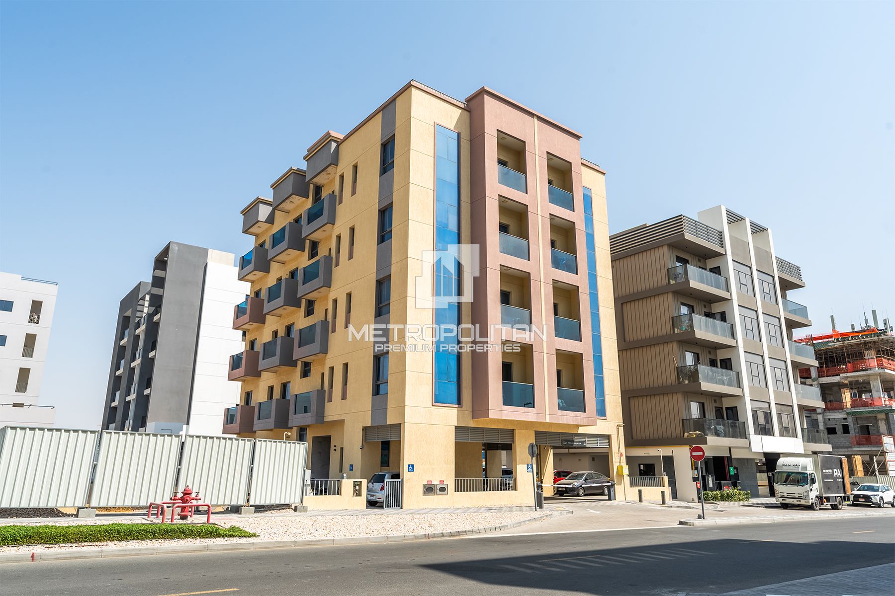 12-комнатное жилое здание на продажу в Wadi Al Safa 2 – MPS-41267 photo-16