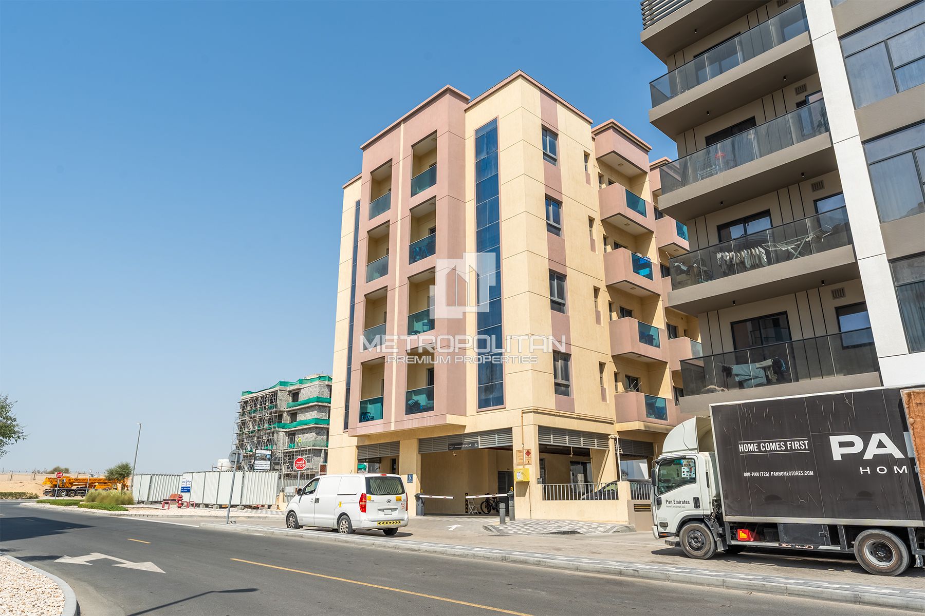 12-комнатное жилое здание на продажу в Wadi Al Safa 2 – MPS-41267 photo-3