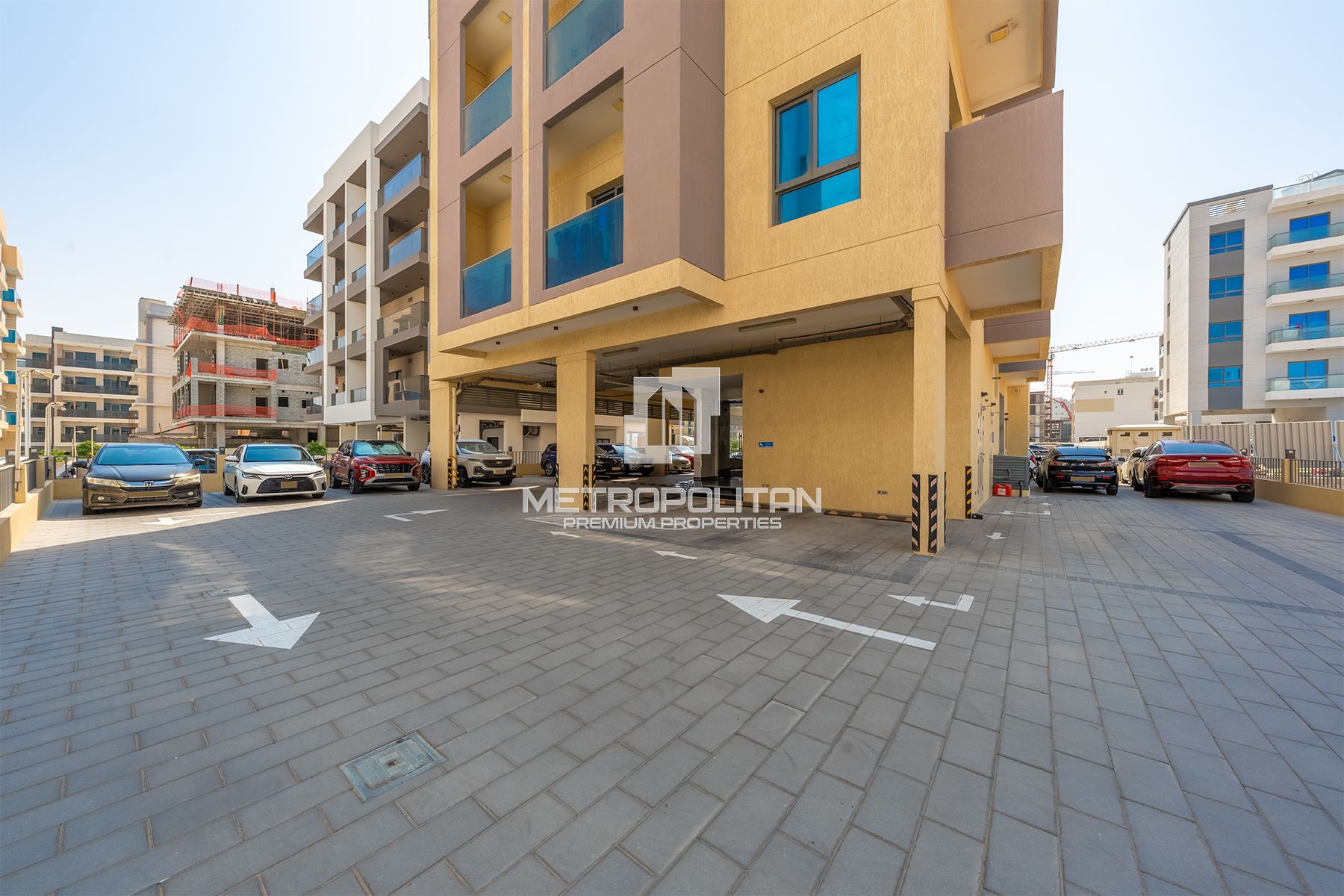 12-комнатное жилое здание на продажу в Wadi Al Safa 2 – MPS-41267 photo-4