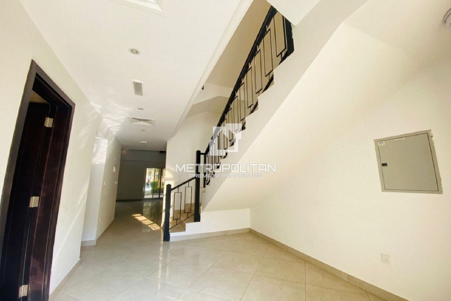 3BR Вилла на продажу в Al Hamra Village – MPS-41278 photo-9