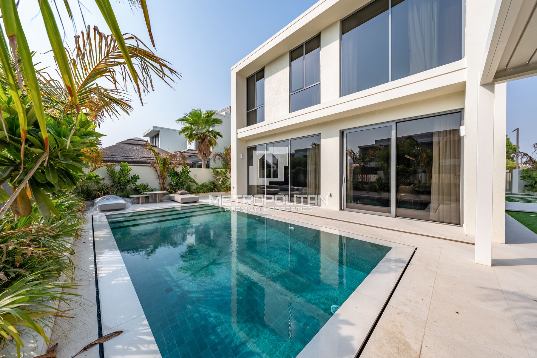 Single Row | Luxury Living | Turnkey | Furnished