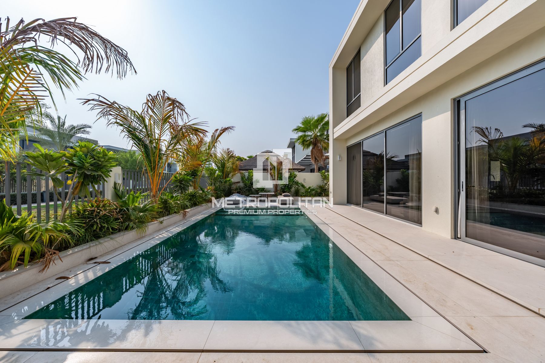 Single Row | Luxury Living | Turnkey | Furnished
