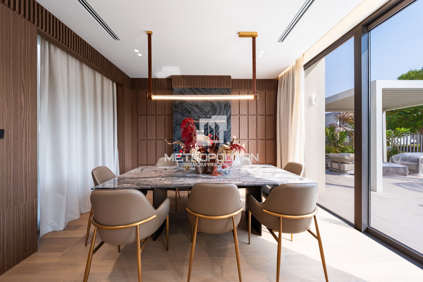 Single Row | Luxury Living | Turnkey | Furnished