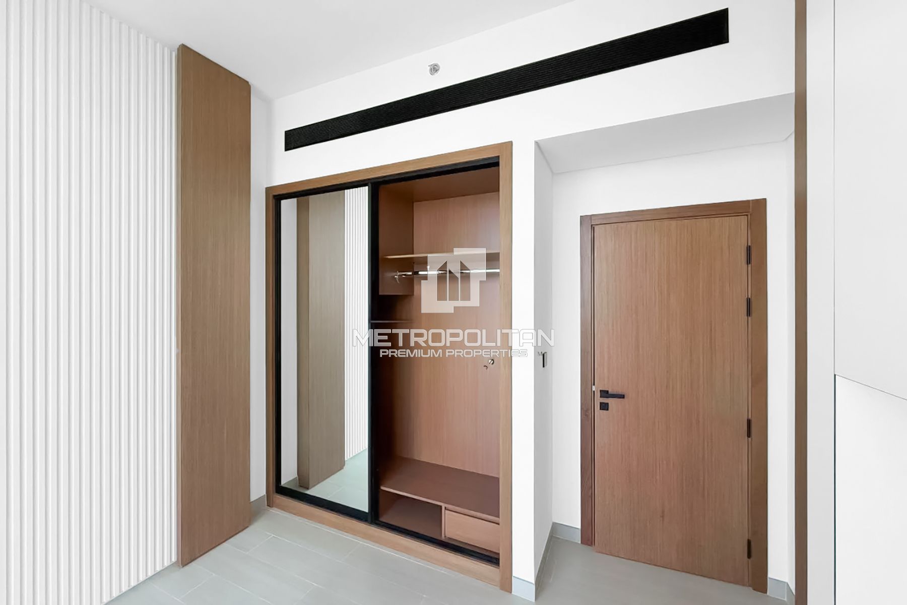 Modern Design| Skyline View| Prime Investment Deal photo-5