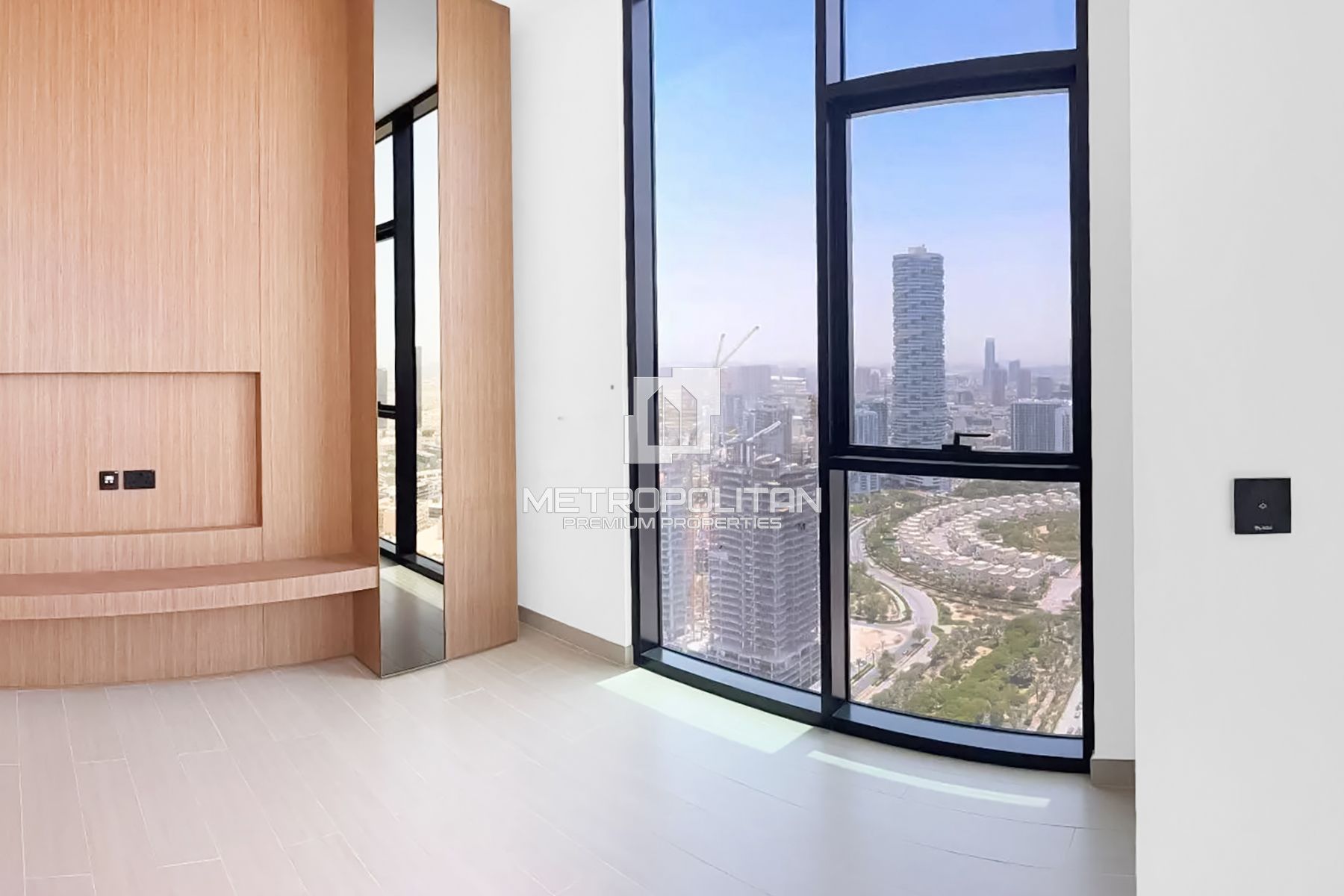 Modern Design| Skyline View| Prime Investment Deal photo-8