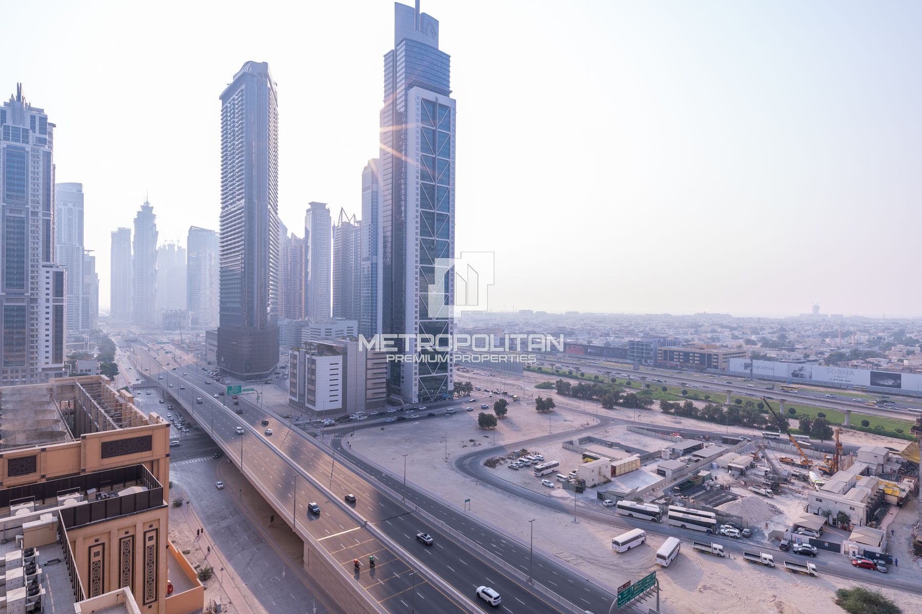 New to Market | Prestigious Address | Vacant photo-1