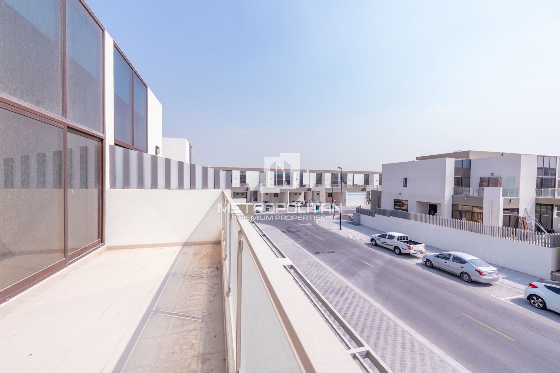 Single Row | Close to Amenities | Mid Unit photo-18