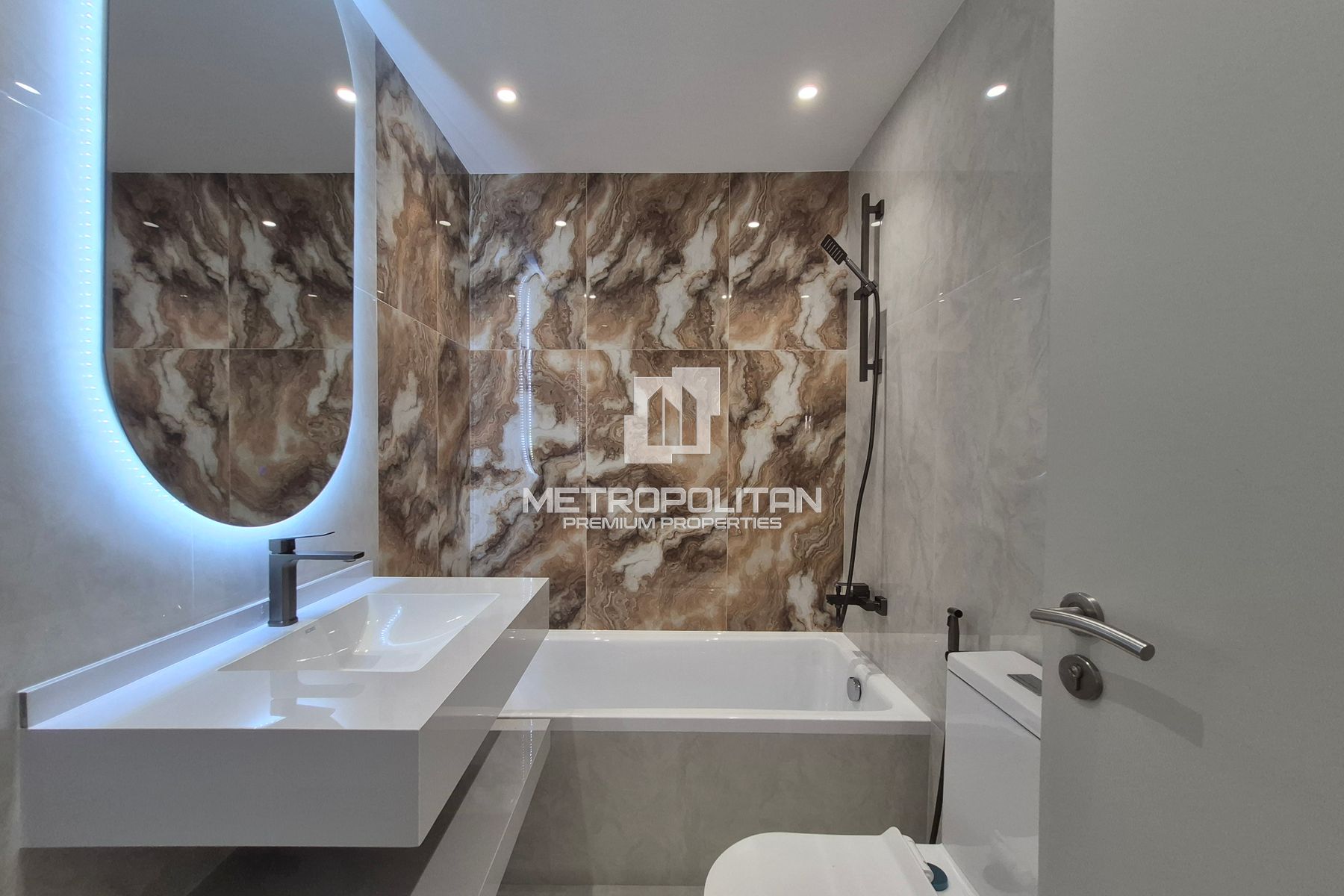 Fully Renovated | Pool Facing | Ready to move photo-19