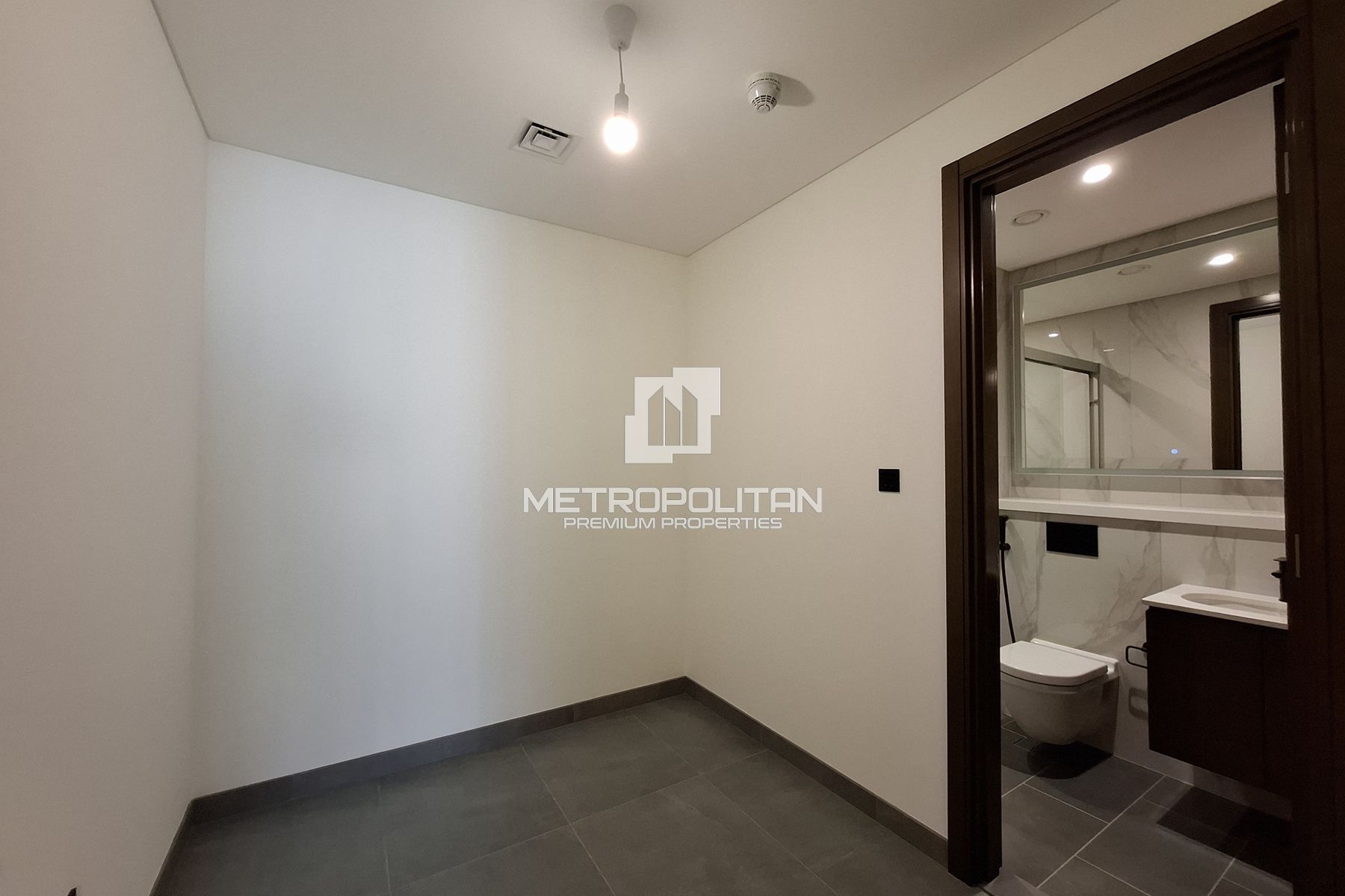 Large Layout | Corner Unit | Multiple Options photo-18