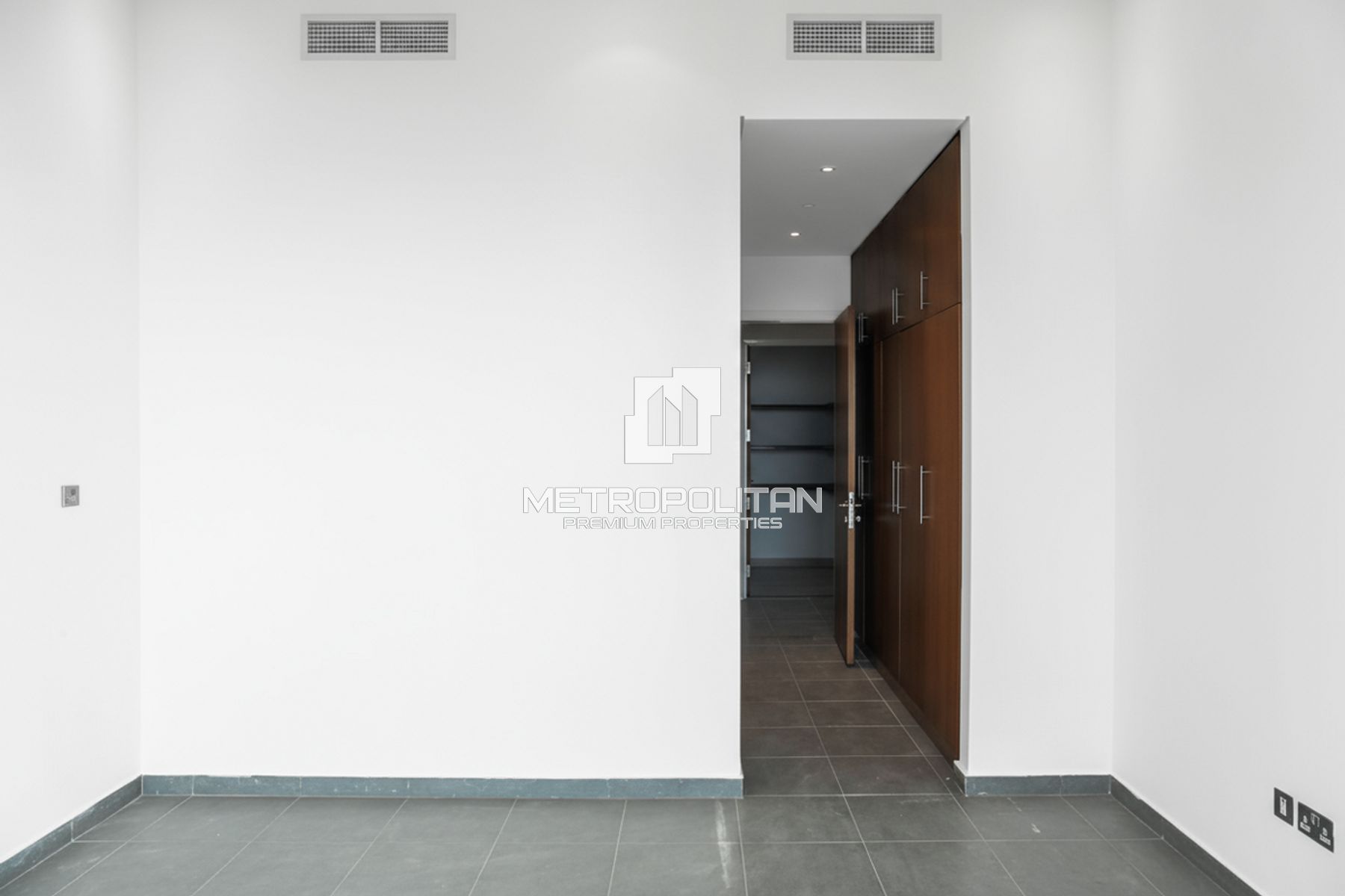 Palm View | Large Layout | Private Beach Access photo-24