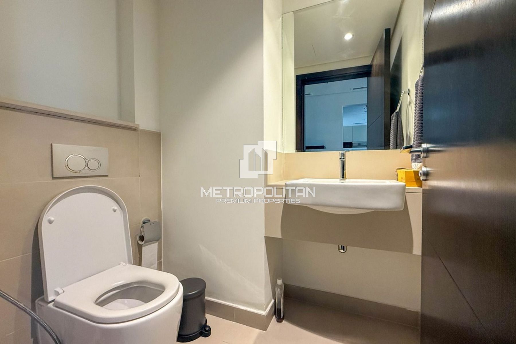 Breathtaking Water Views |Ready to Move |Best Deal photo-8